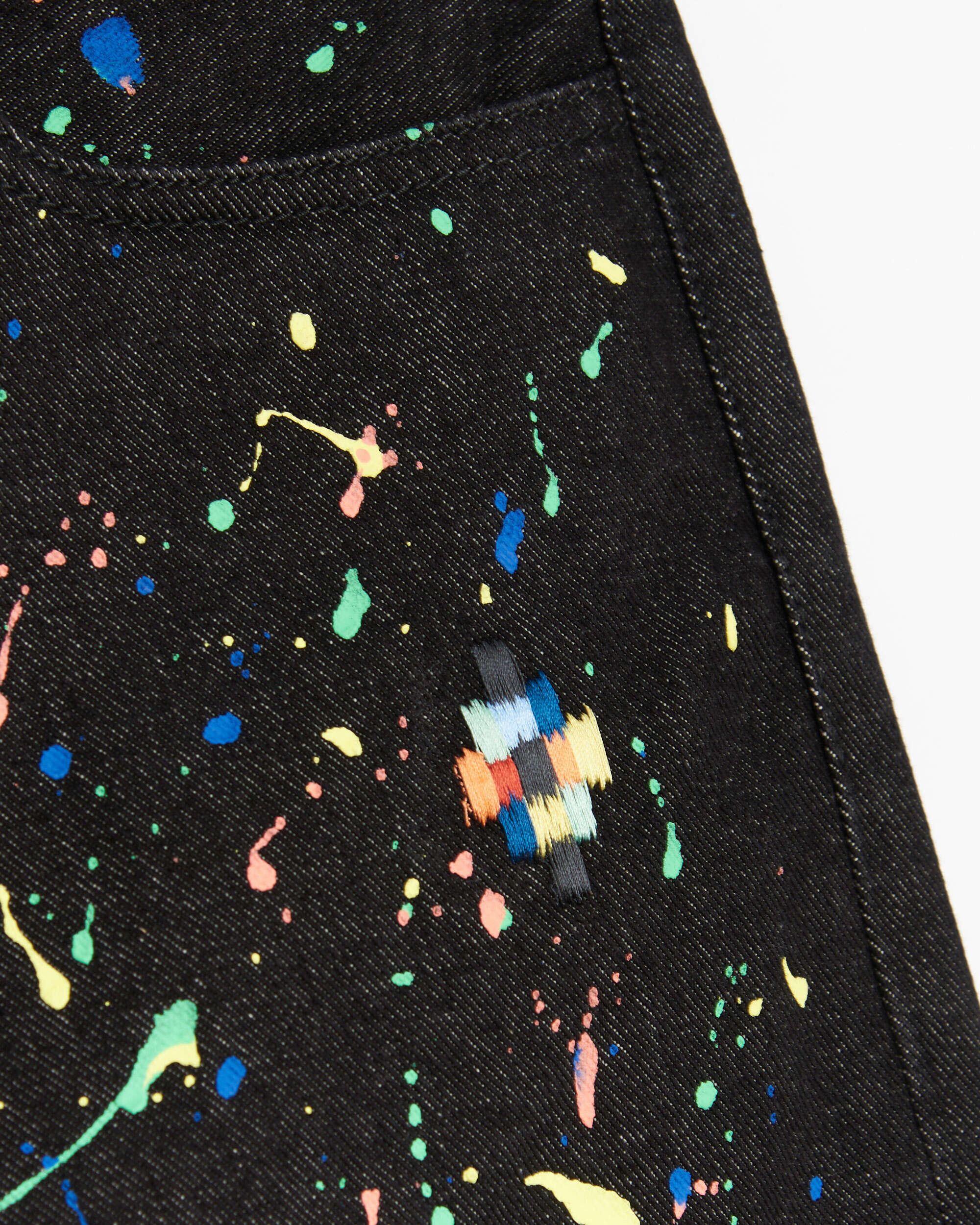 Marcelo Burlon County Of Milan Spot Stone Men's Denim Straight Leg Pants  Black CMYA031S22DEN0011084 | FOOTDISTRICT