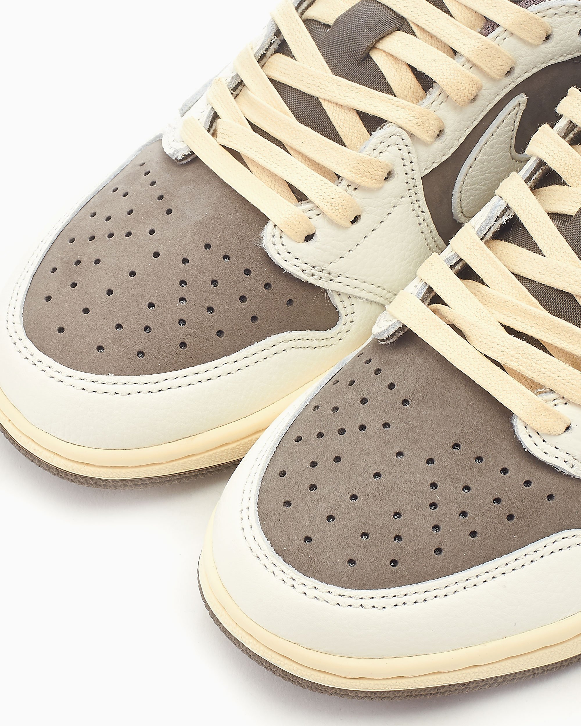 Air jordan 25 oro hotsell