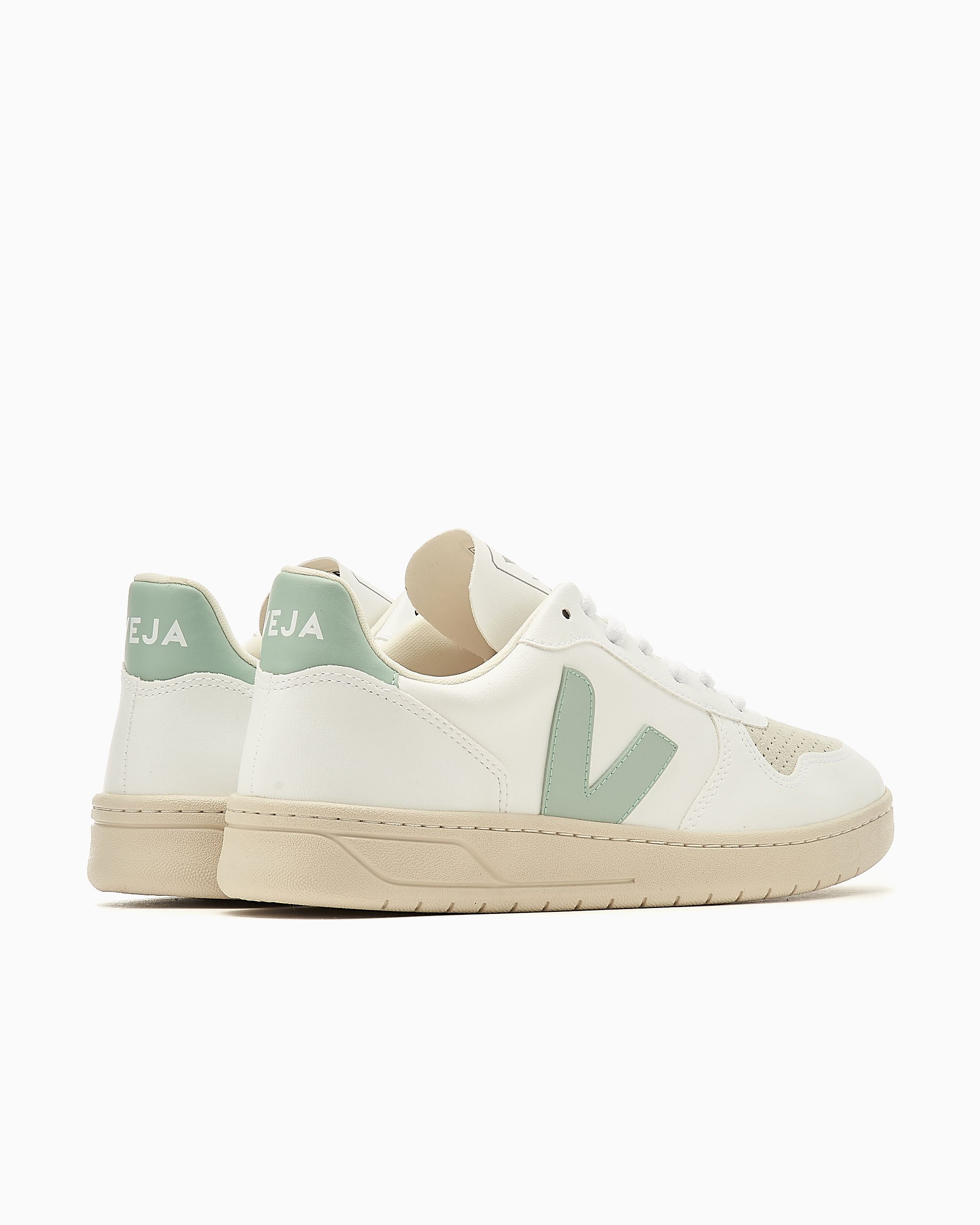 Veja v10 extra white natural sole cheap