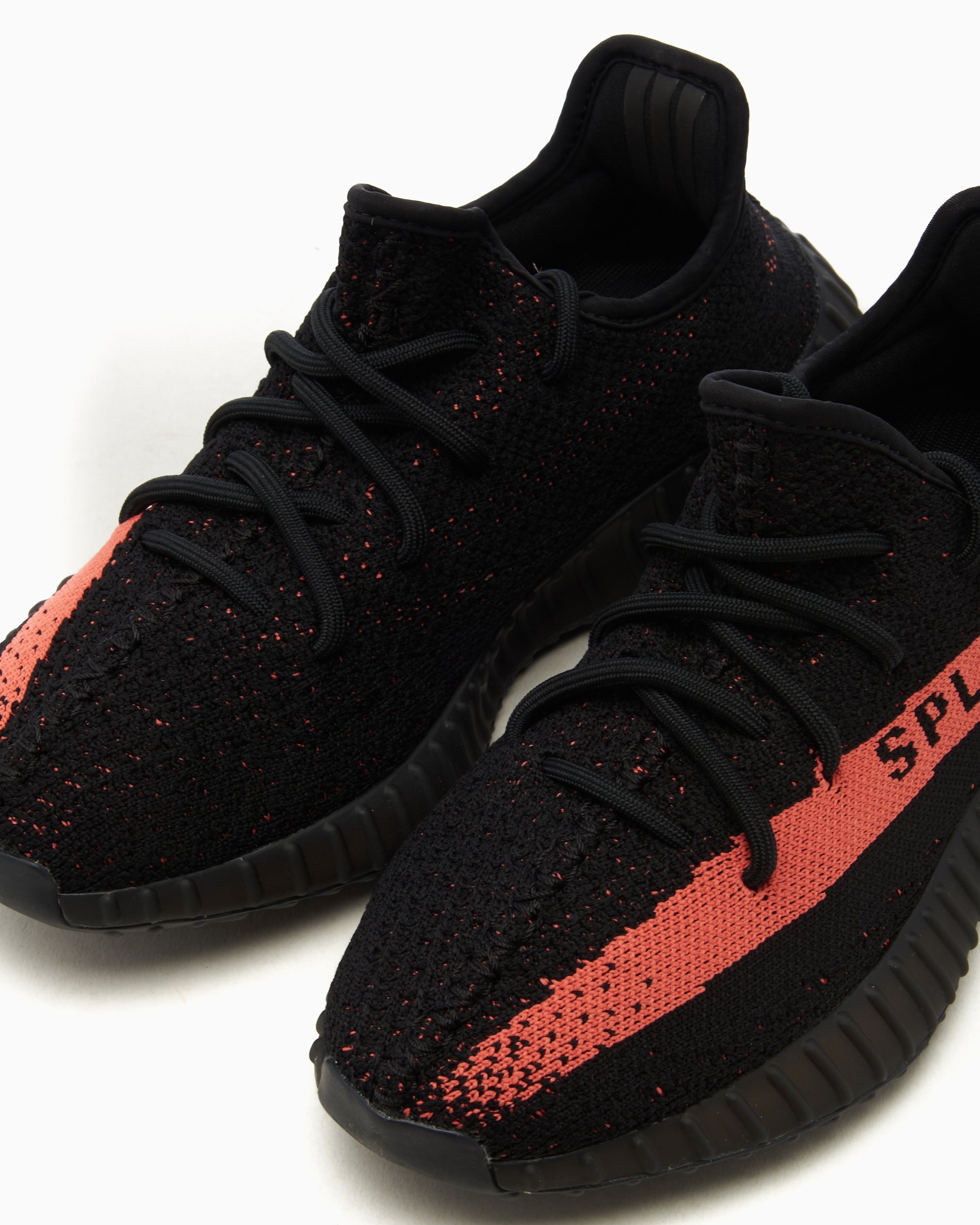 Adidas yeezy negras y rojas negro outlet