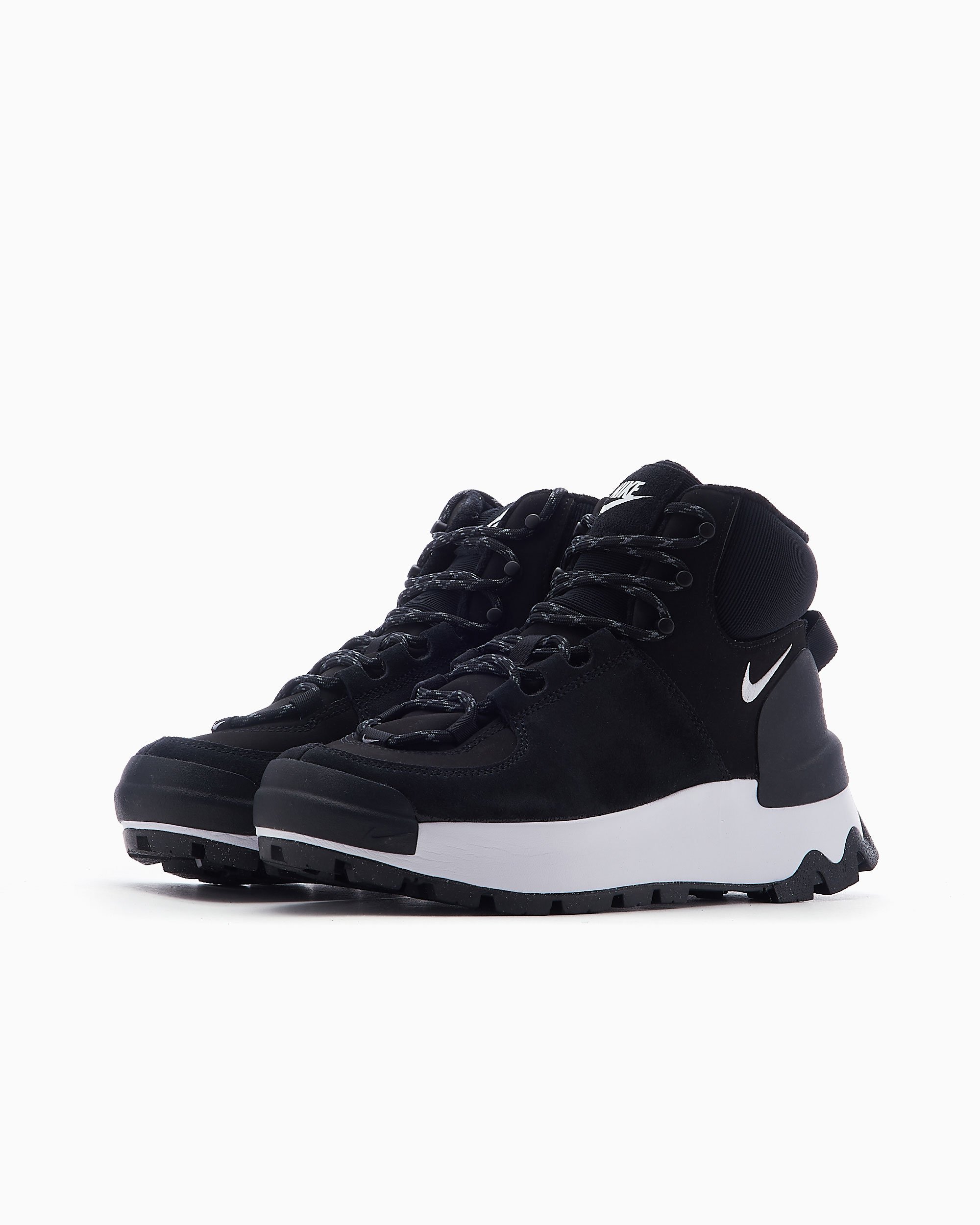 Nike boots female best sale