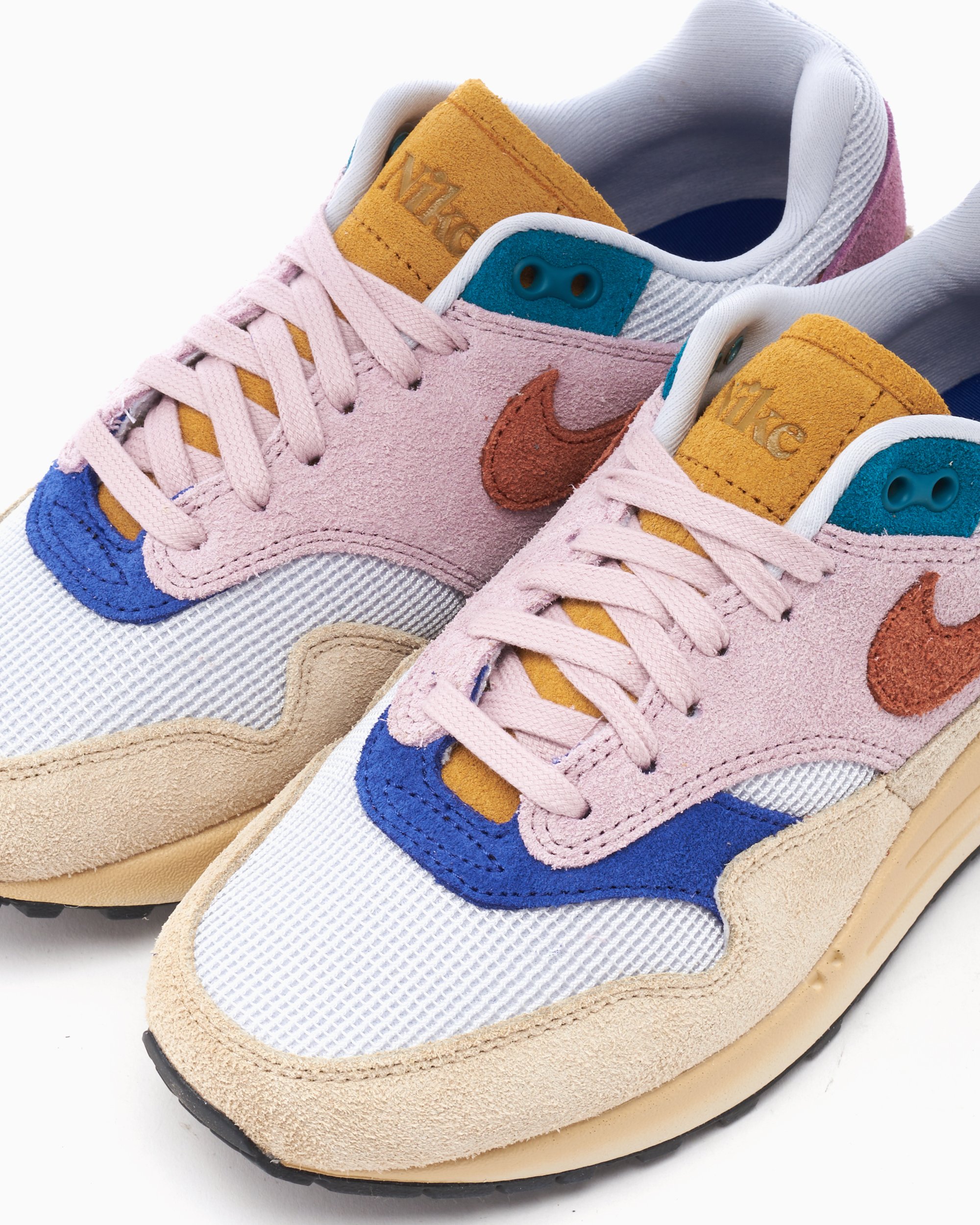 Air max 1 premium tan deals
