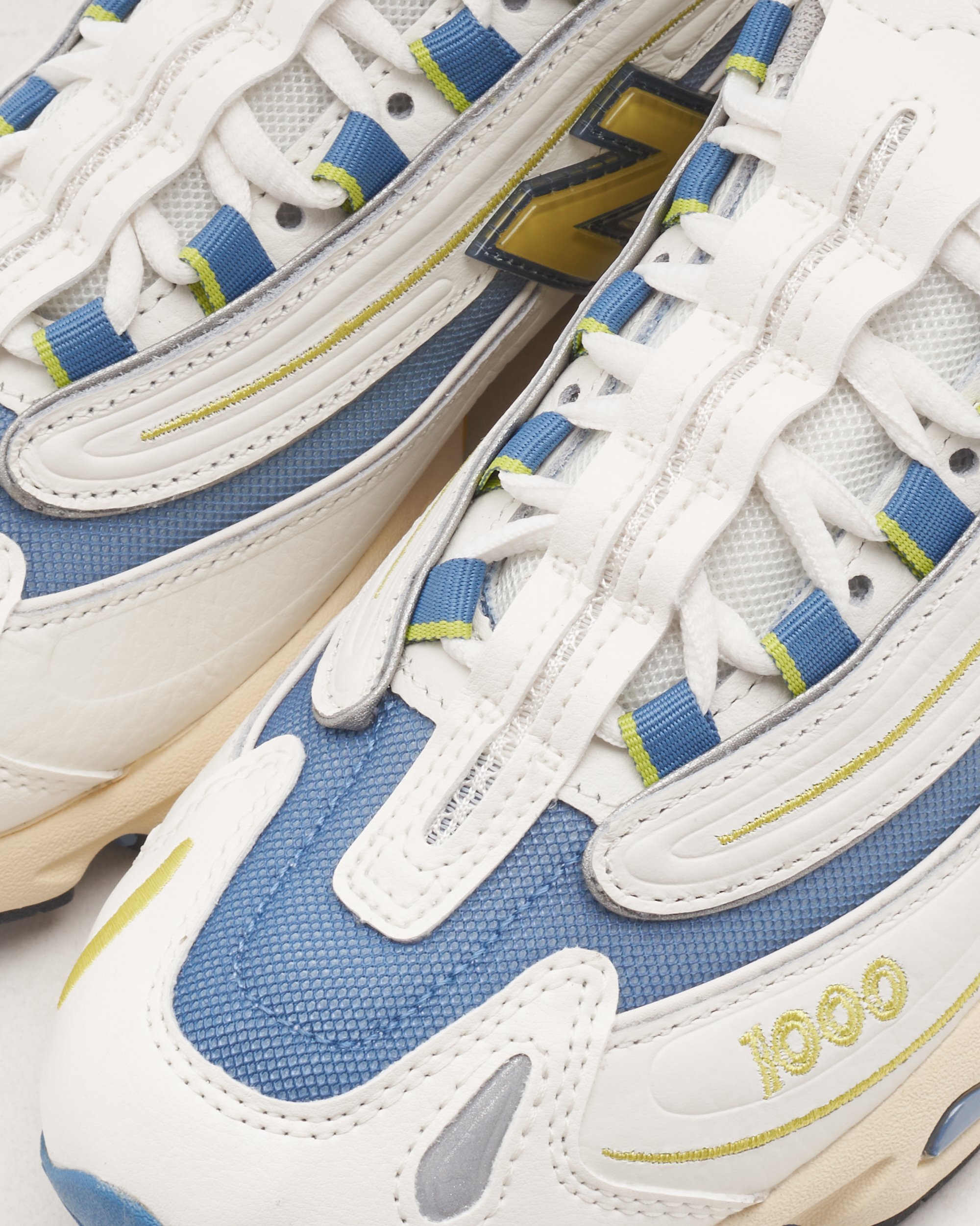New Balance M1000 CA WeiB M1000CA FOOTDISTRICT