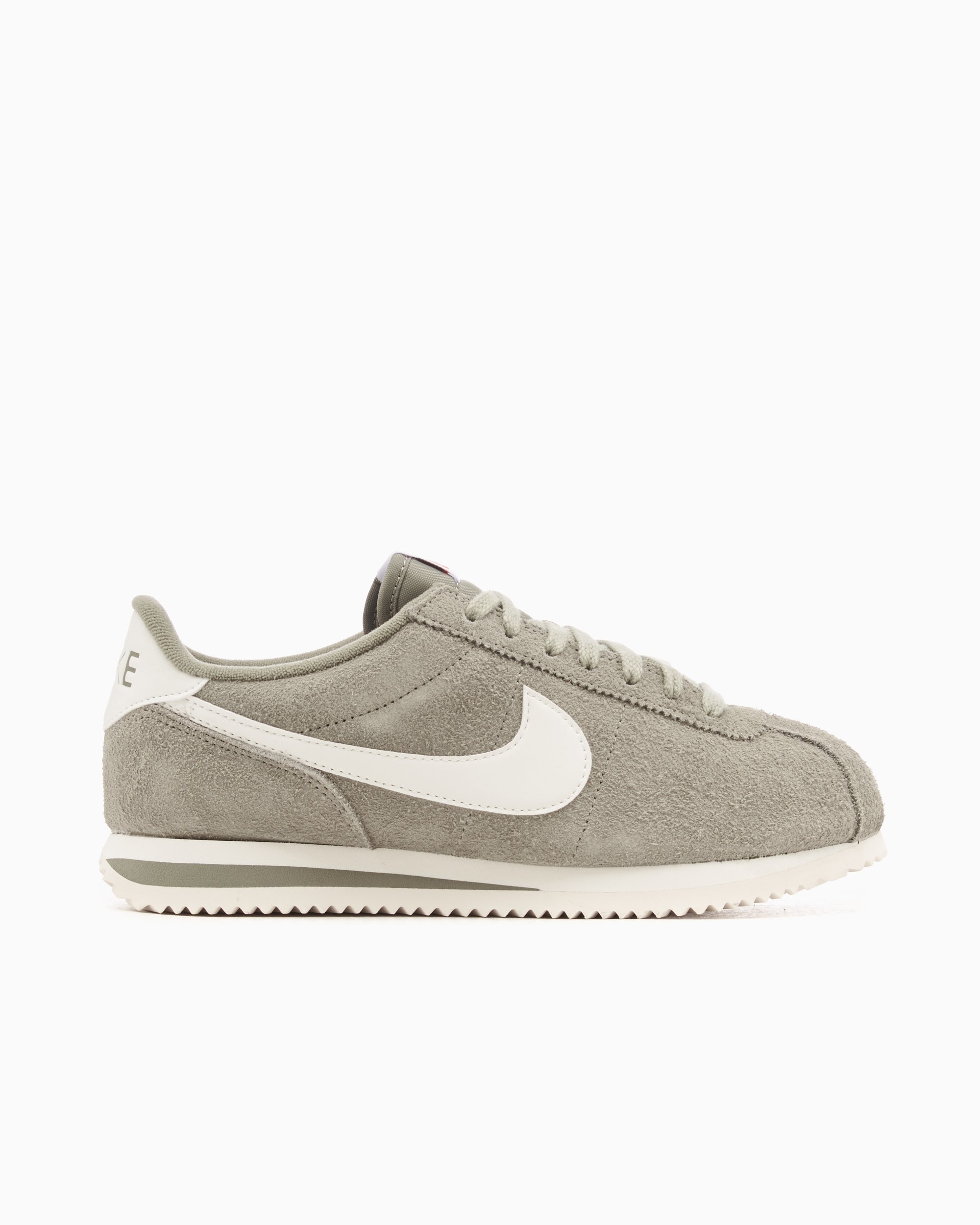Women's Nike Cortez Vintage Suede Casual Shoes