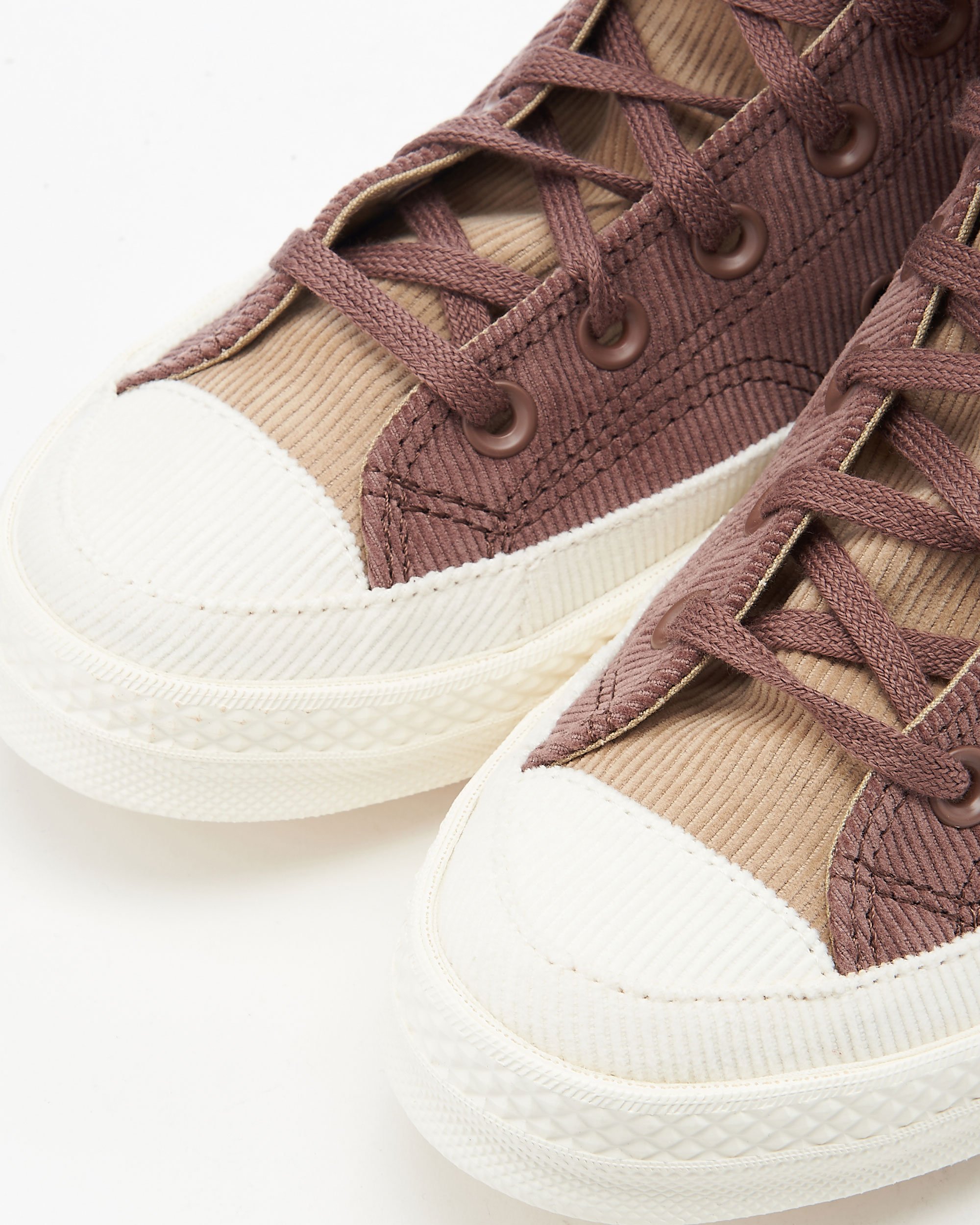 Converse Women s Chuck 70 High Stretch Corduroy Brown A02863C Buy