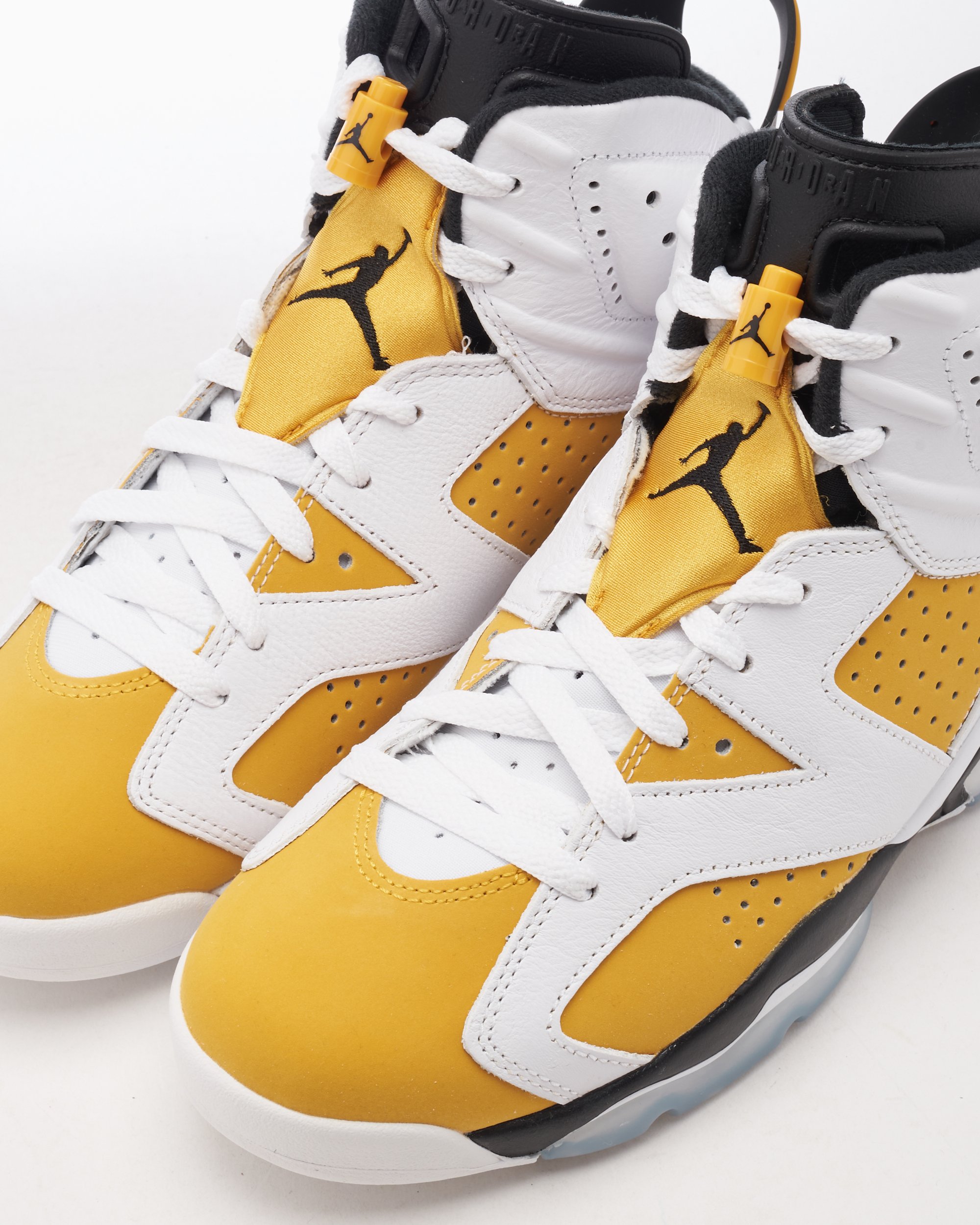 Air Jordan 6 Retro