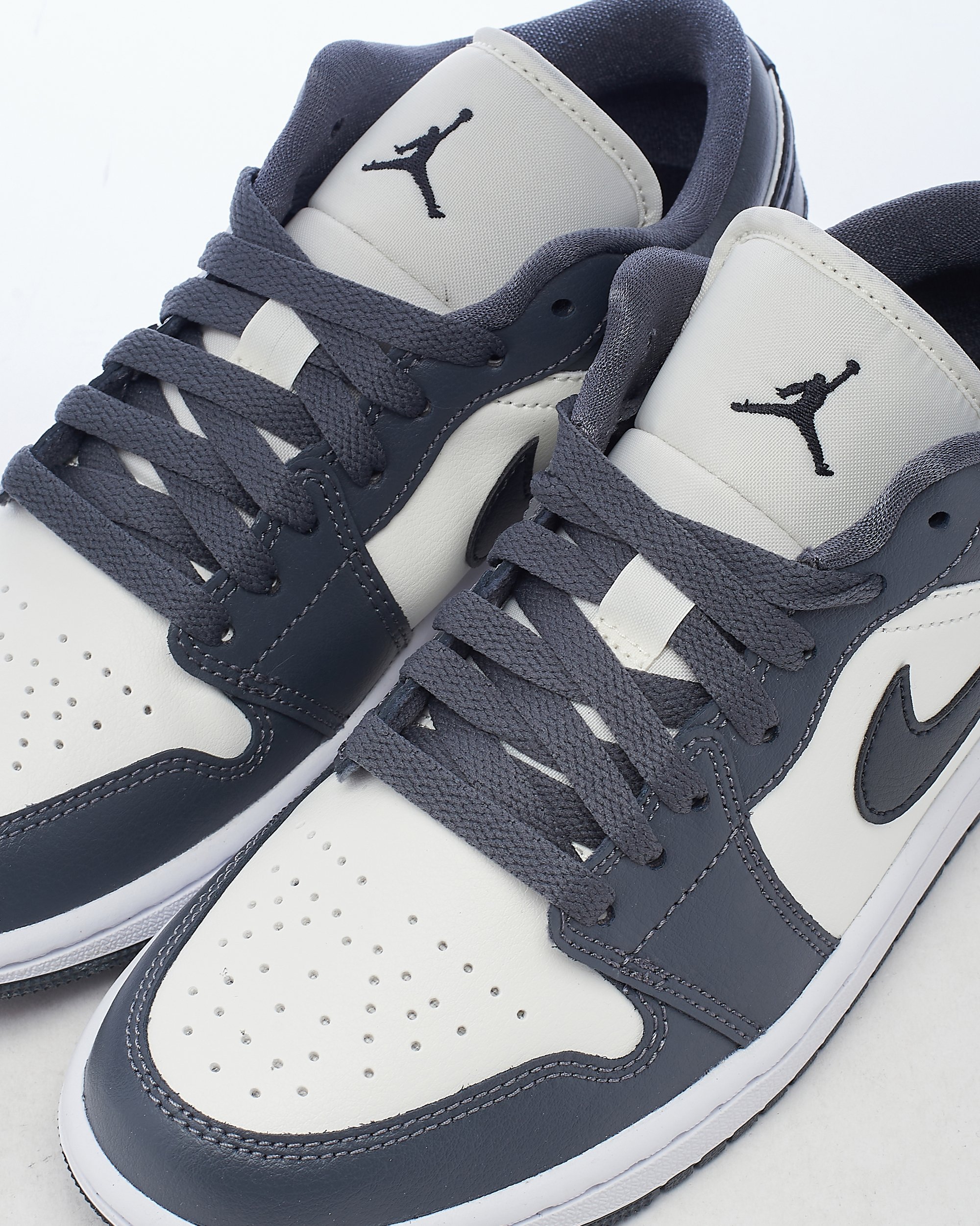 Nike air jordan grey shoes shop