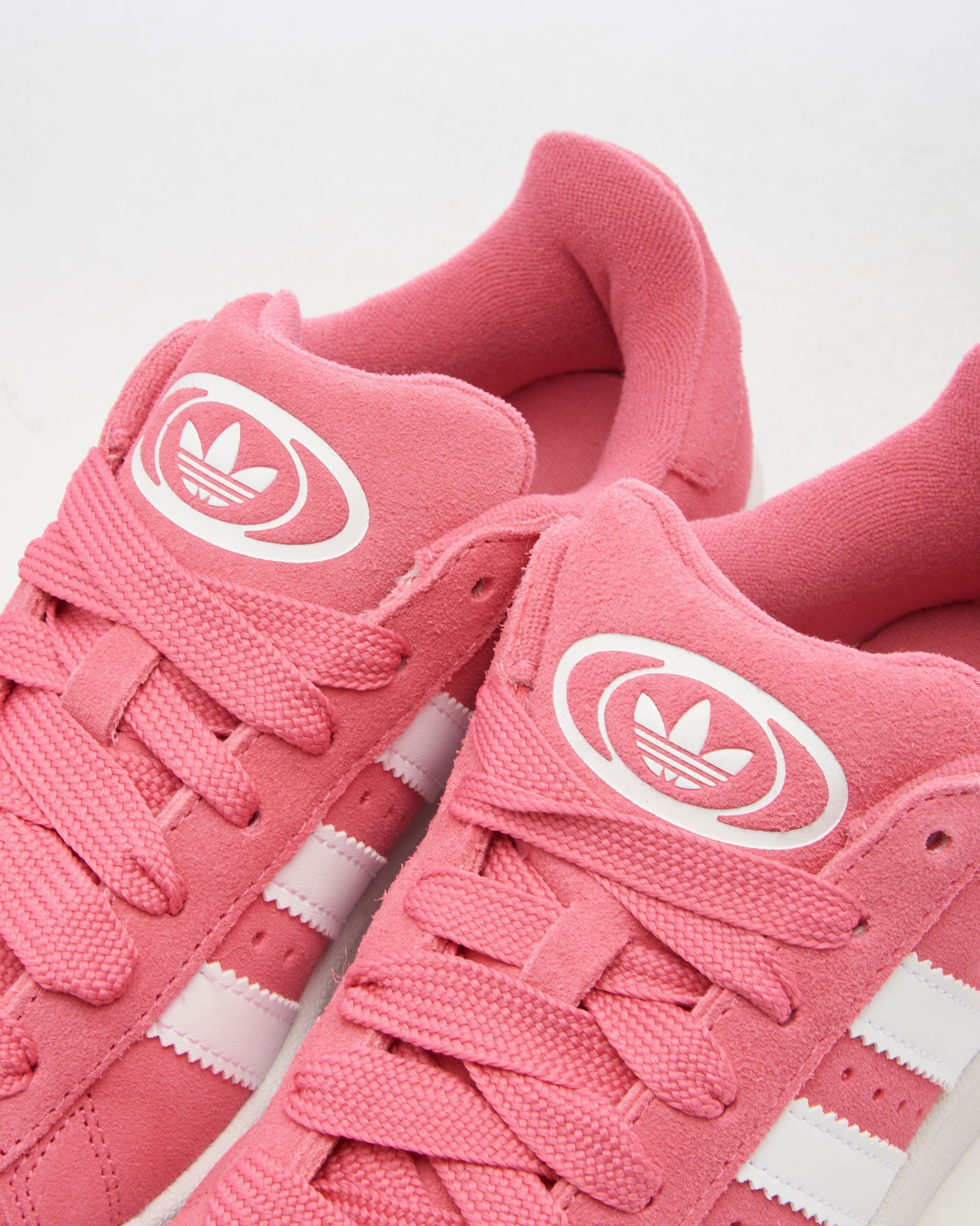 Chaussure femme top adidas jordan