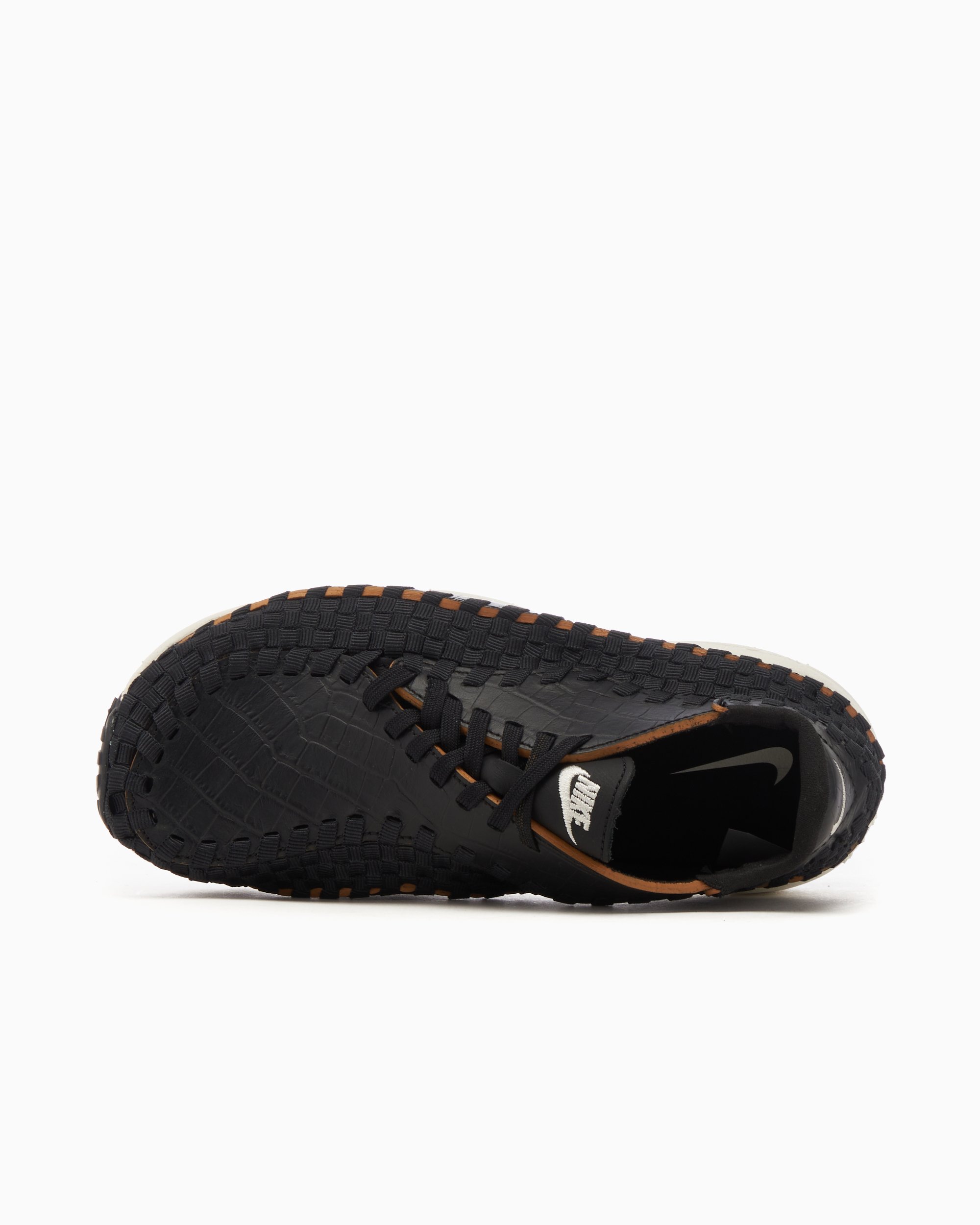 Nike woven on sale slip on