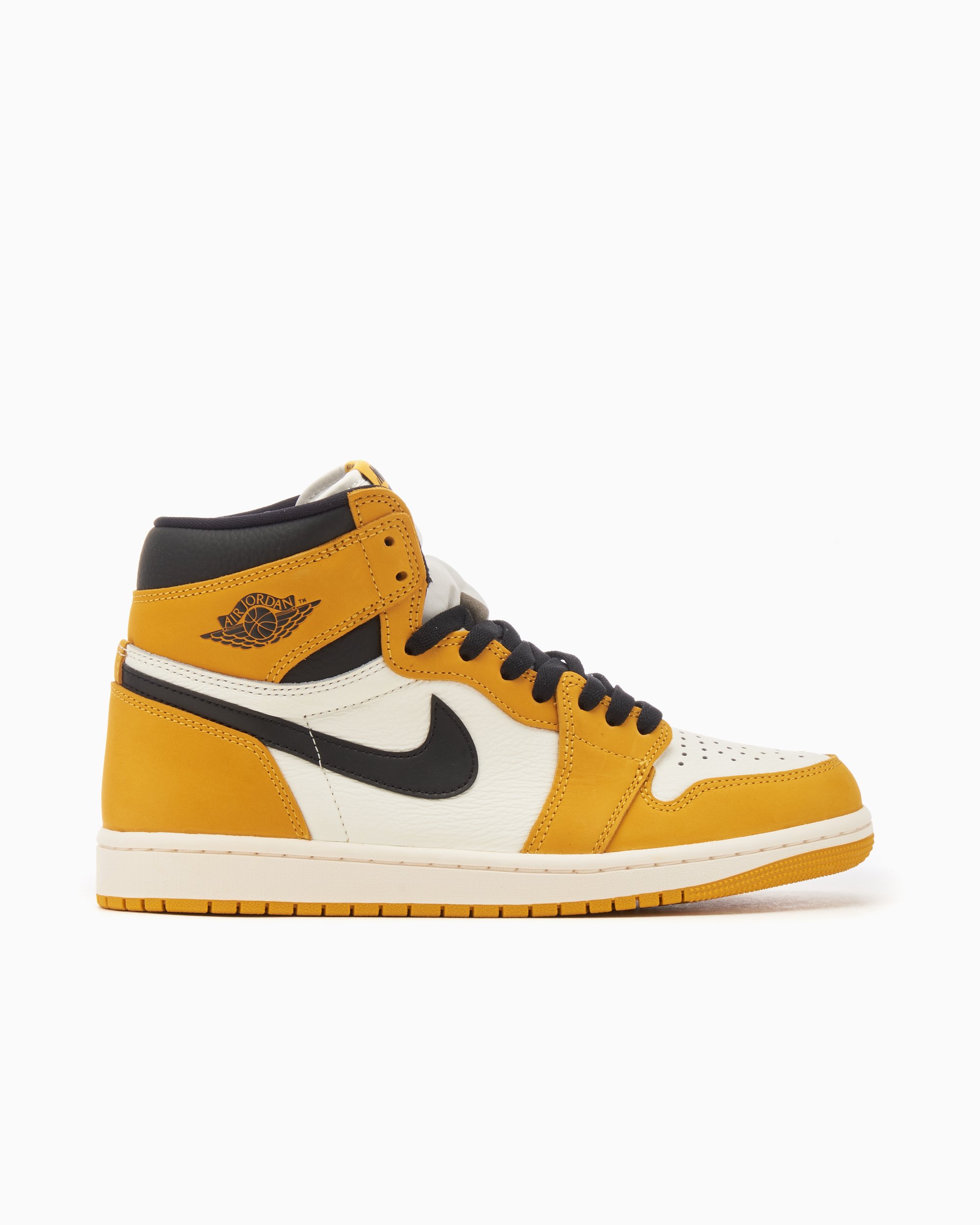 Jordan retro amarillo con negro store