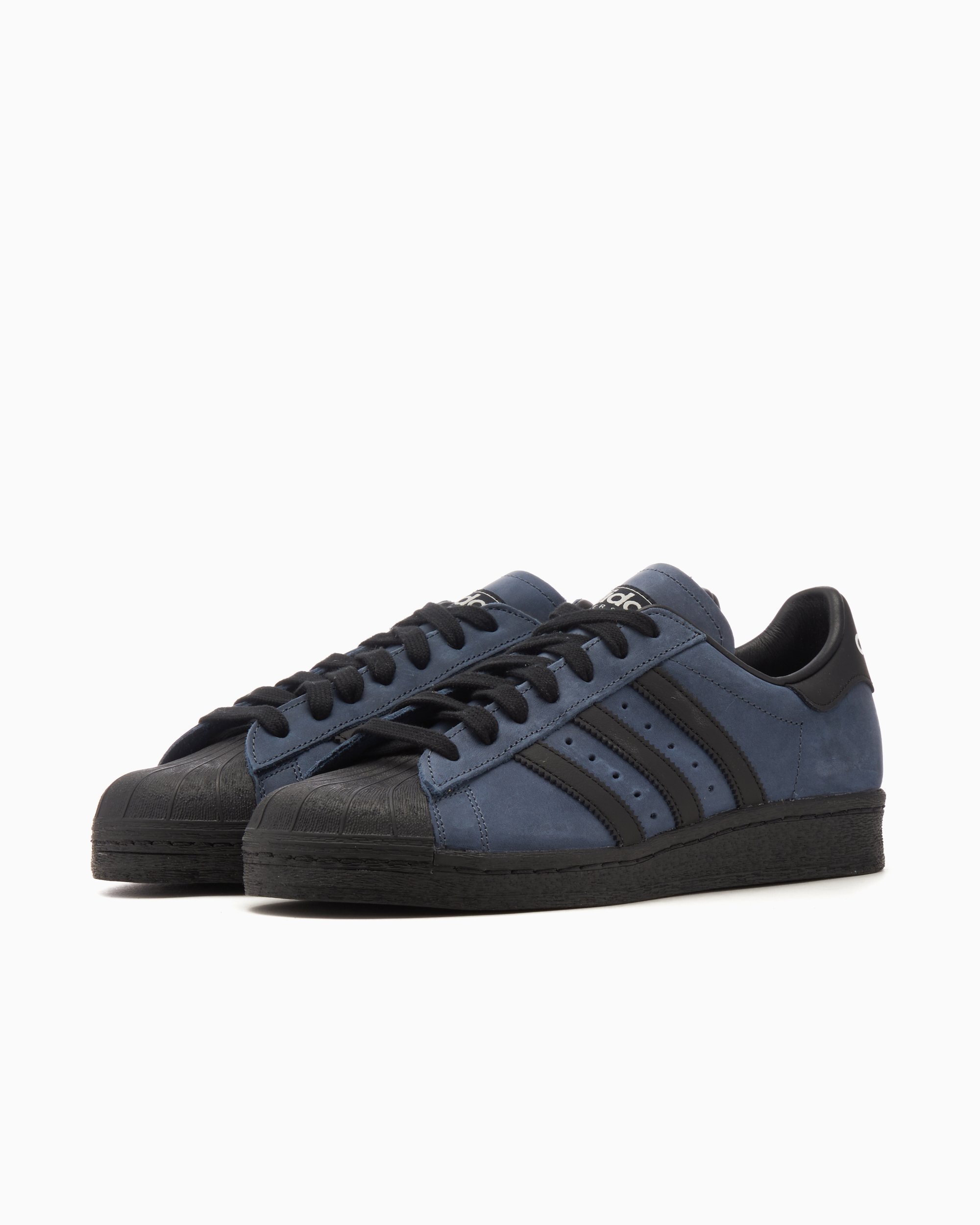 Adidas calle 82 telefono sale