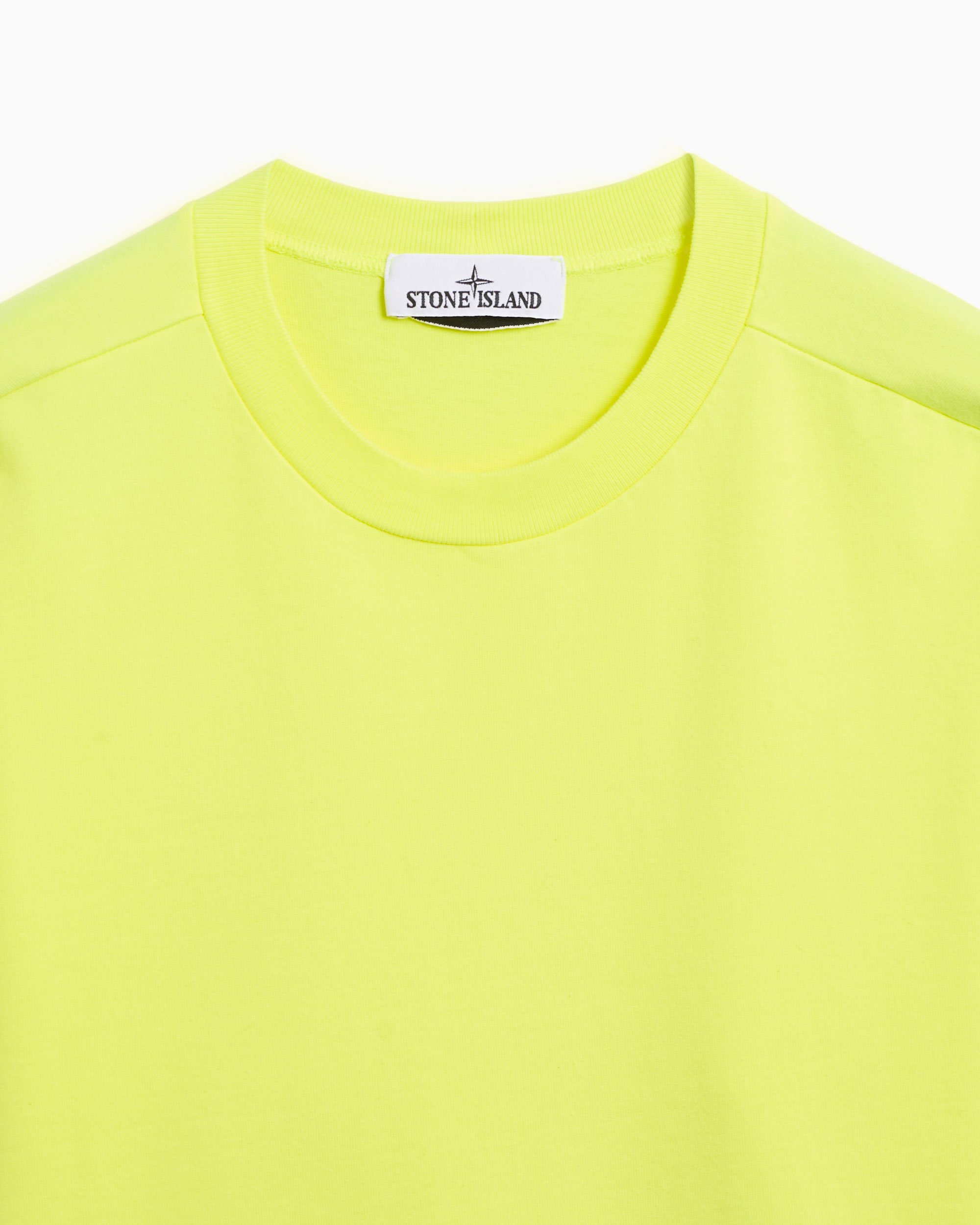 Stone Island Men s Sweatshirt Geel 801563750 V0F30 FOOTDISTRICT