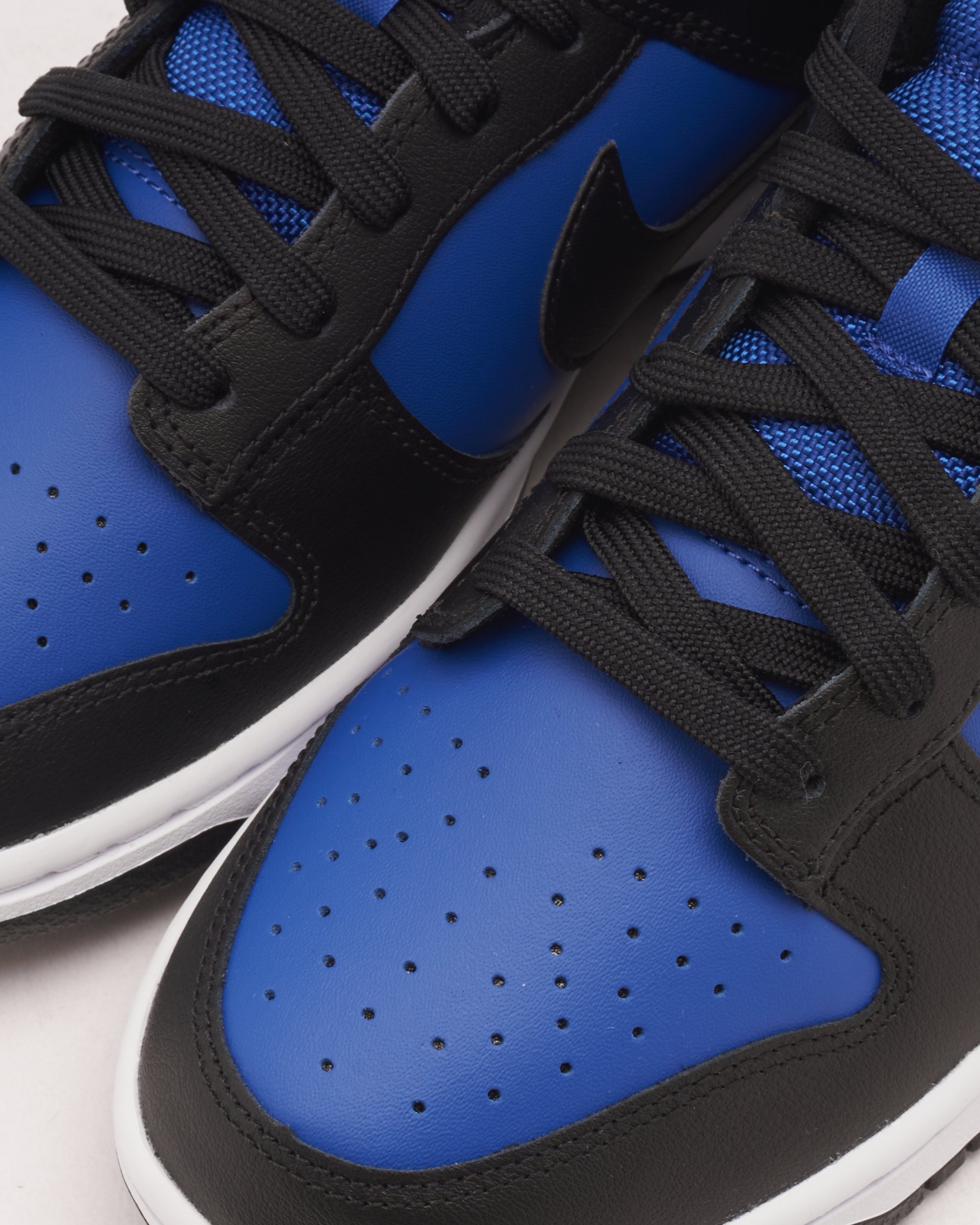 Nike jordan dunks deals