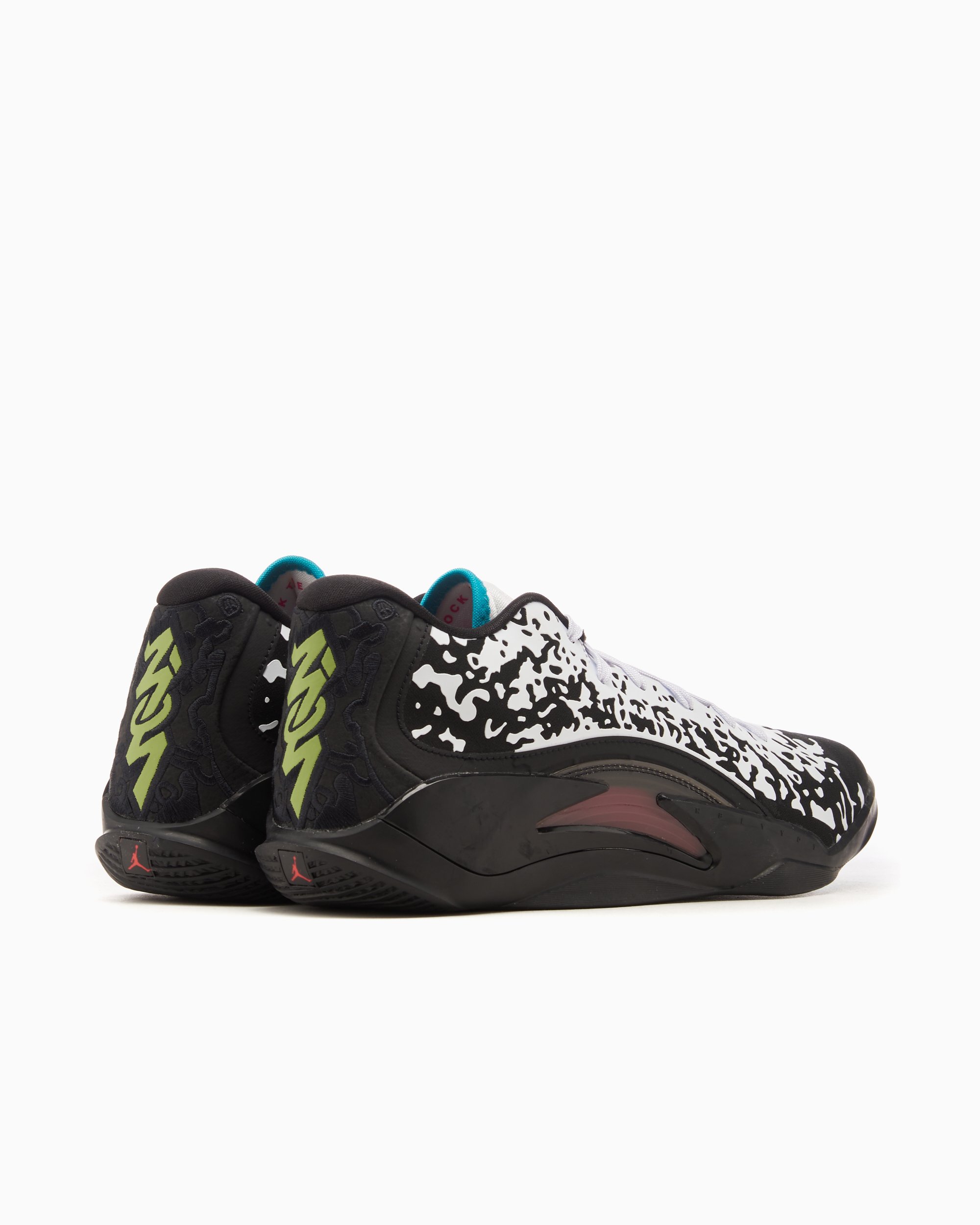ブラントンブラック3本 Jordan Zion 3 Black DR0675-002 | FOOTDISTRICT