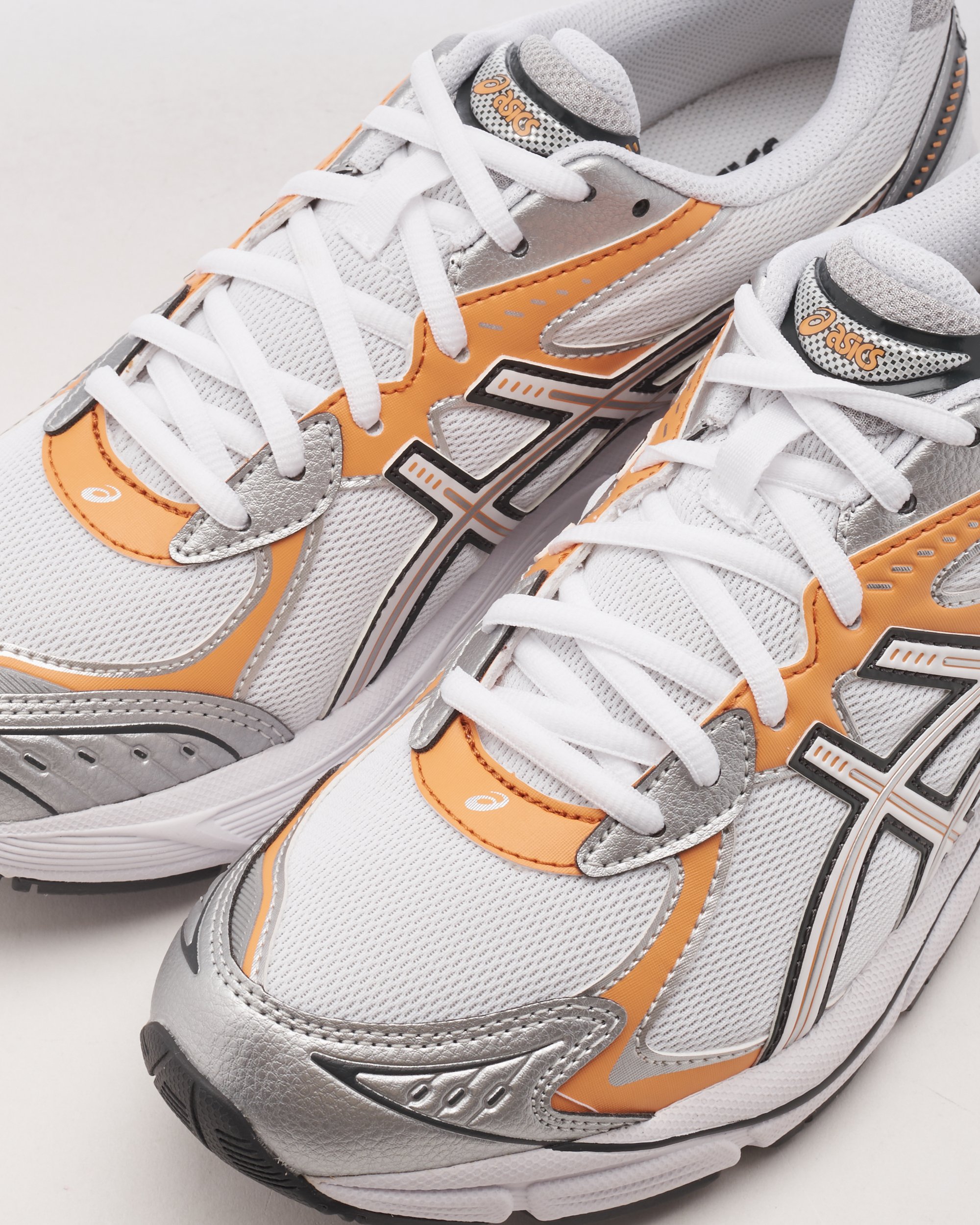 ASICS GT 2160 Orange Lily Blanco 1203A320 101 FOOTDISTRICT