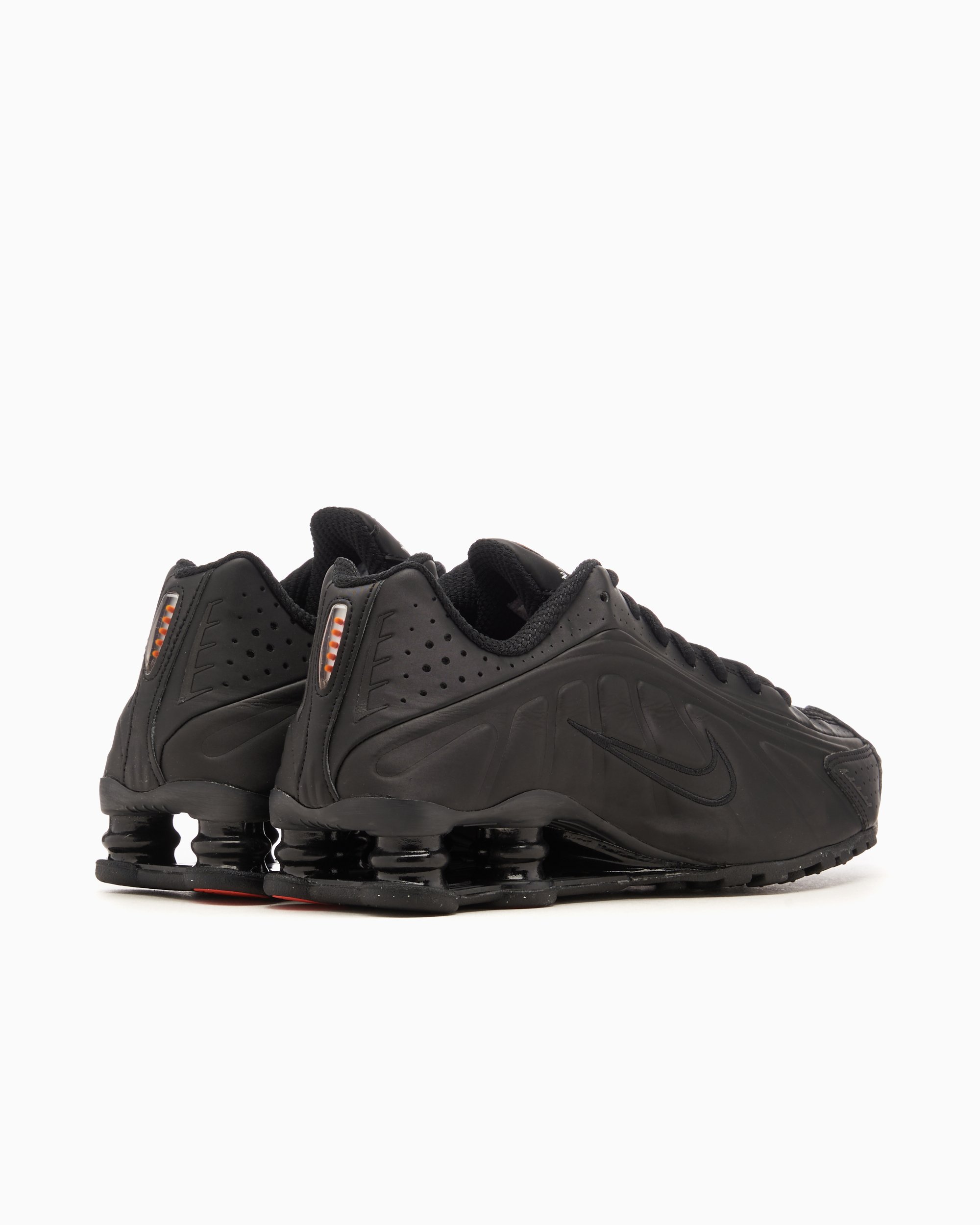 Nike Women s Shox R4 Black Black AR3565 004 FOOTDISTRICT