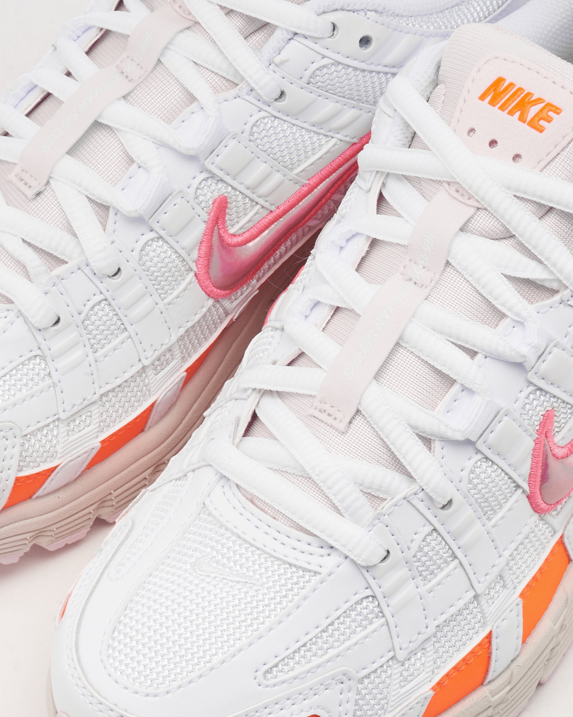 Nike p 6 white pink top