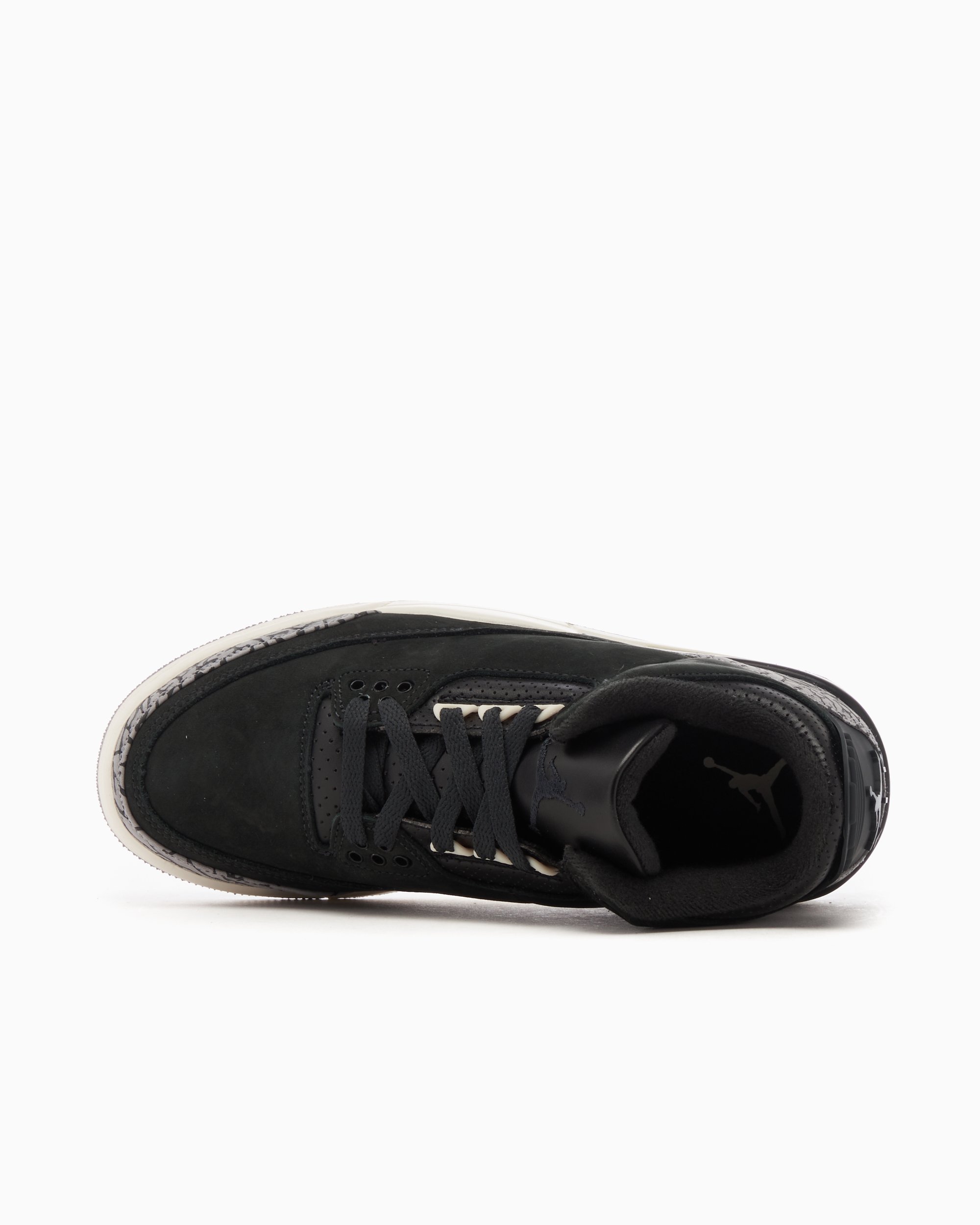Sapatilhas Air Jordan 3 Off Noir para mulher. Nike PT