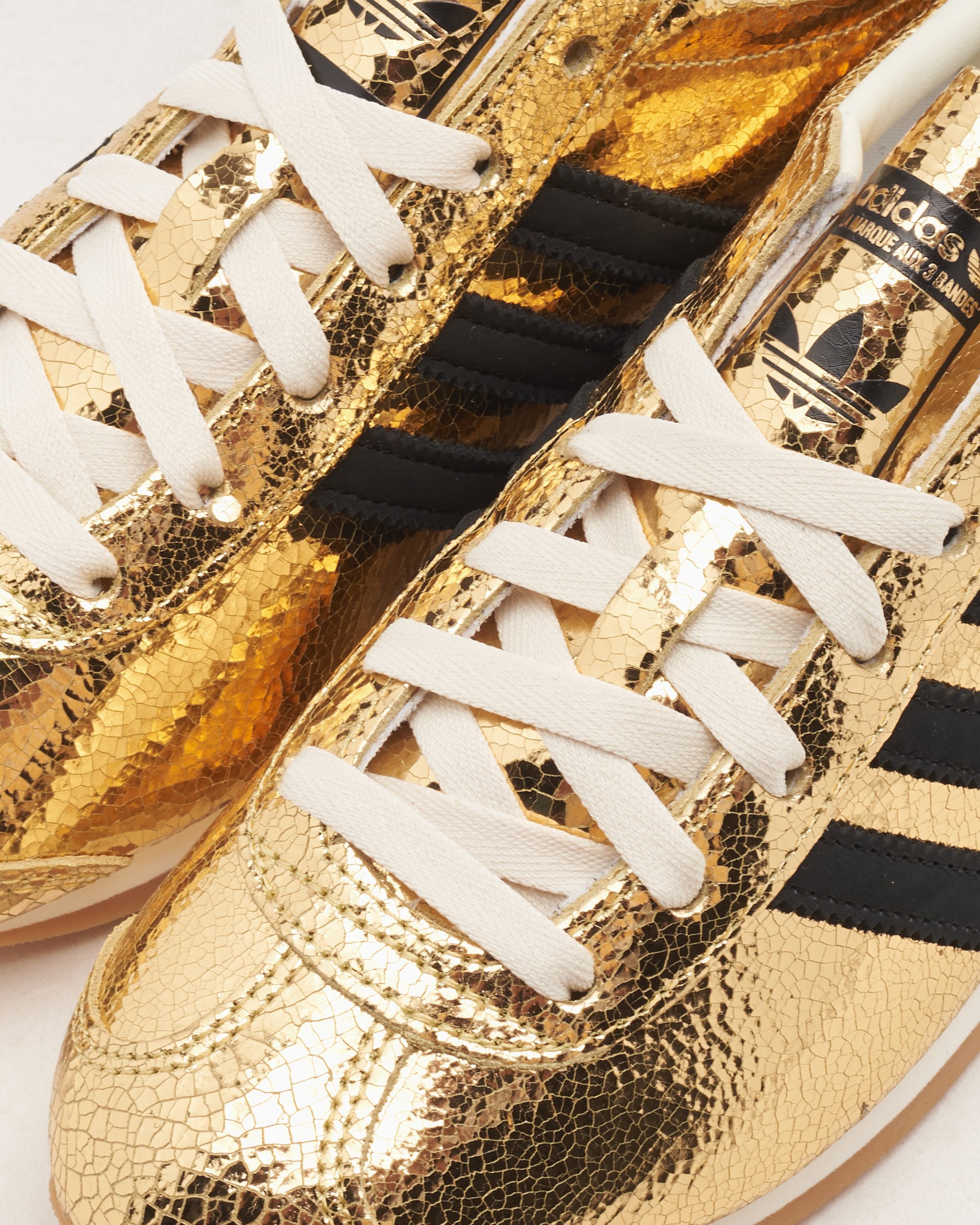 adidas Originals Women s Country OG Golden JQ5110 FOOTDISTRICT