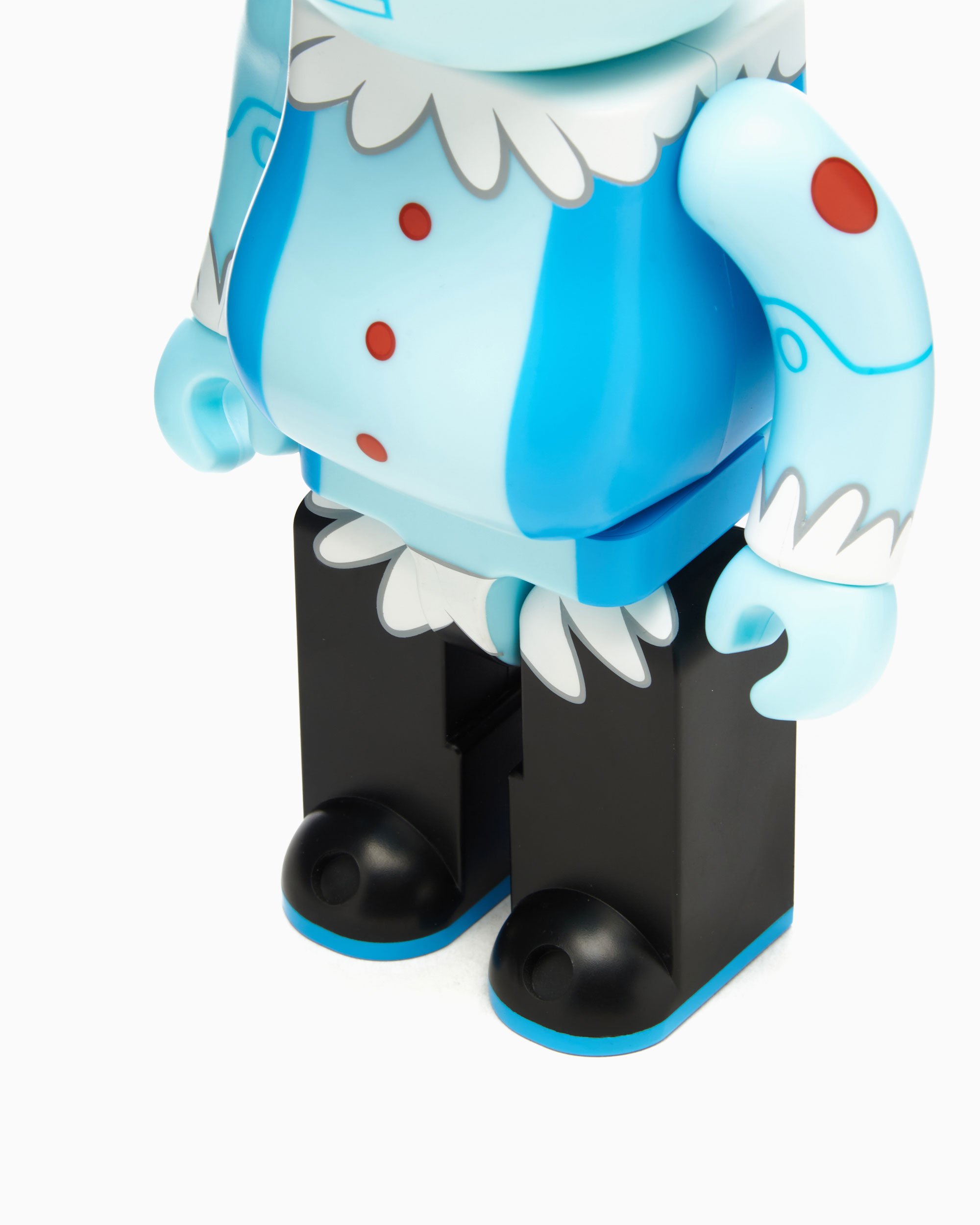 Medicom Toy Be@rbrick Rosie The Robot 100%+400% Blue S2314ROSIE-ASS |  FOOTDISTRICT