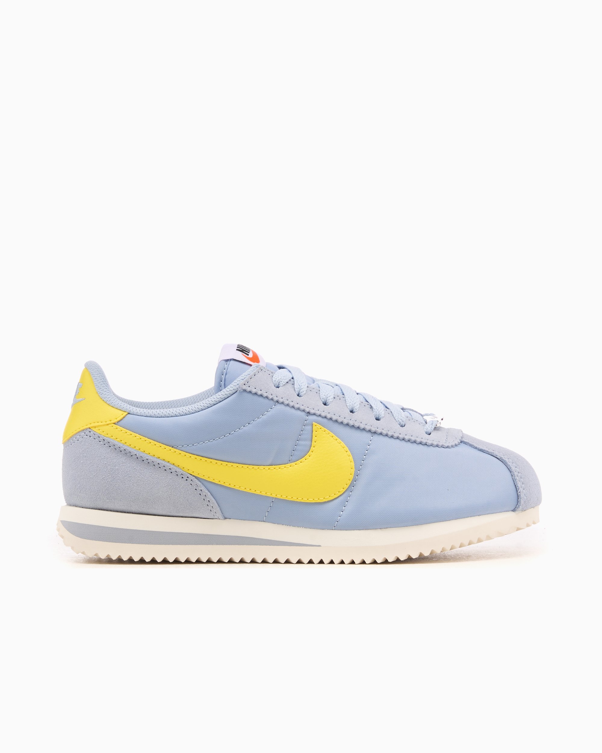 商品画像：Nike Women's Cortez TXT Blue DZ2795-403 | FOOTDISTRICT 2