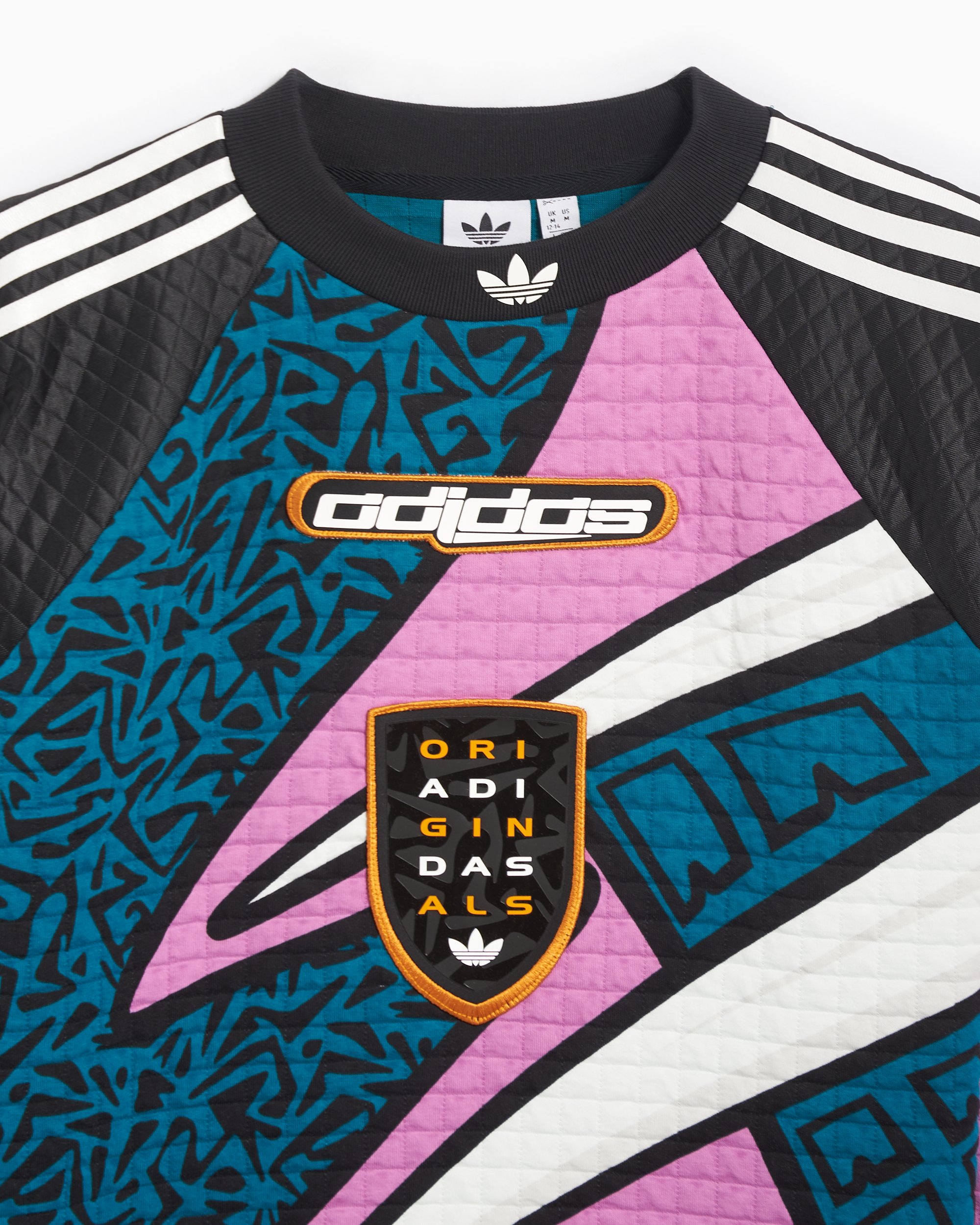 adidas Originals Women s Oversized Jersey Bunt IX9882 FOOTDISTRICT