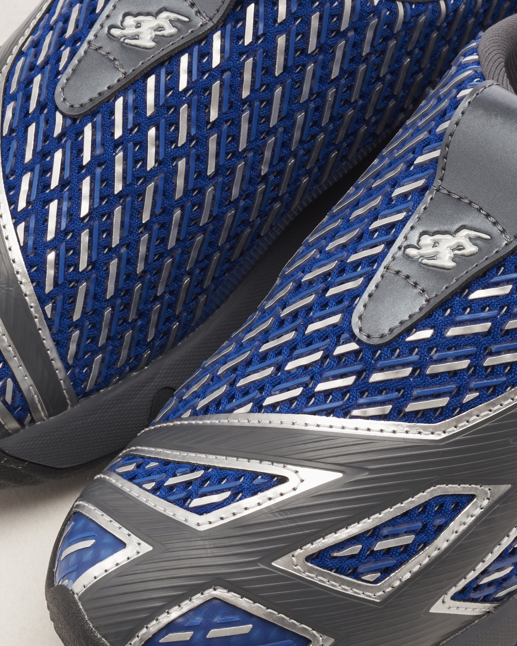 Asics predator cheap