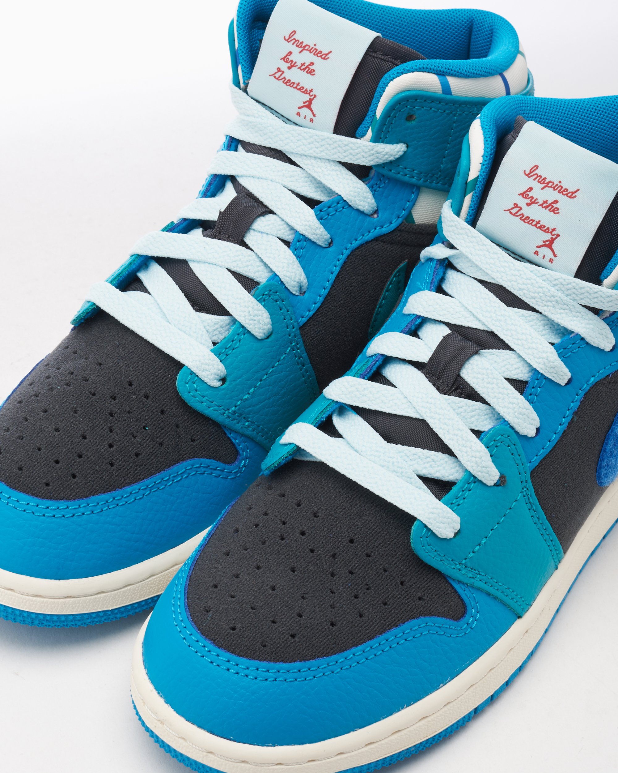 Air Jordan 1 Mid Sneaker School Glacier Blue GS Nero FJ9482 004 FOOTDISTRICT