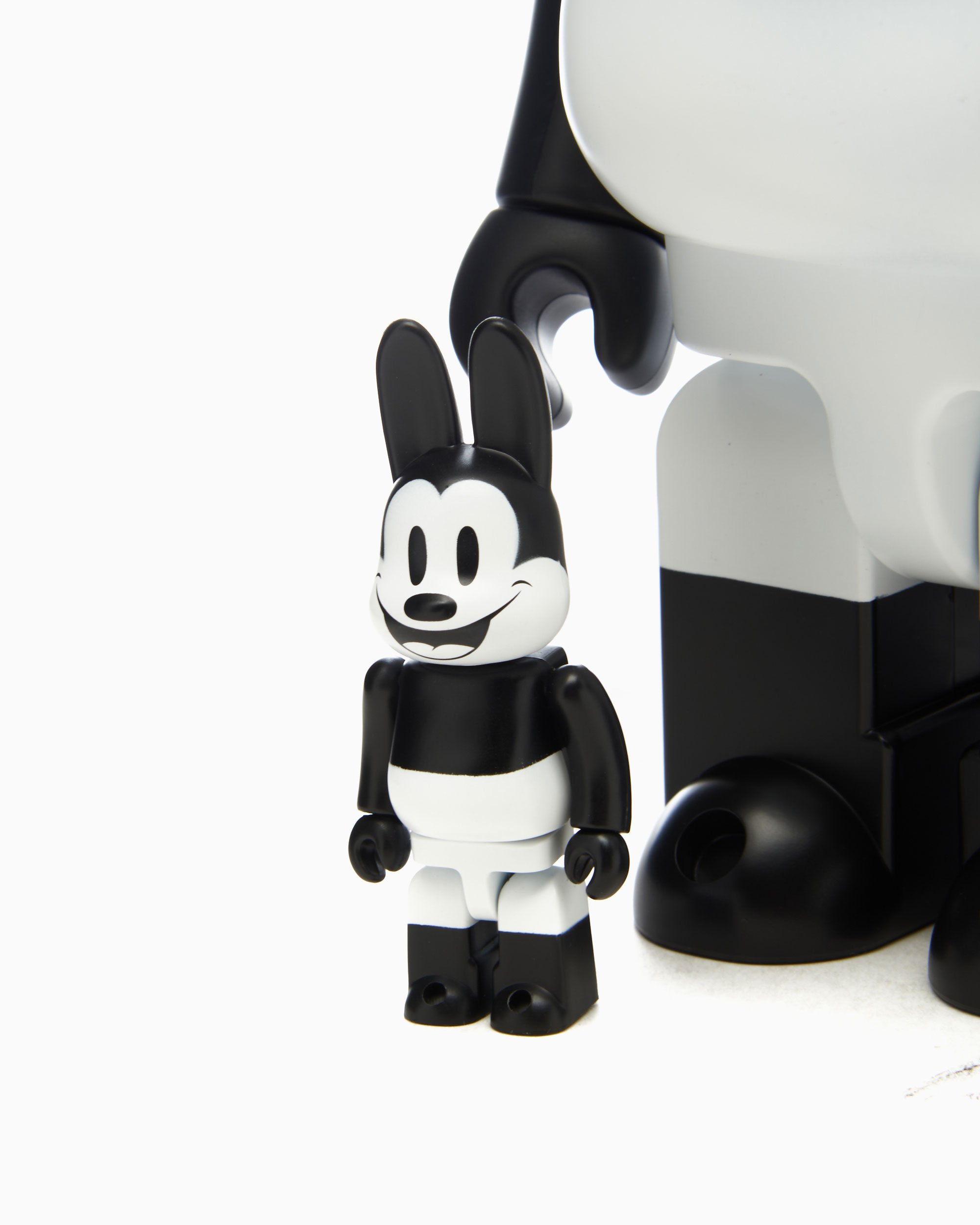 Medicom Toy Be@rbrick Oswald The Lucky Rabbit 100%+400% Black ...