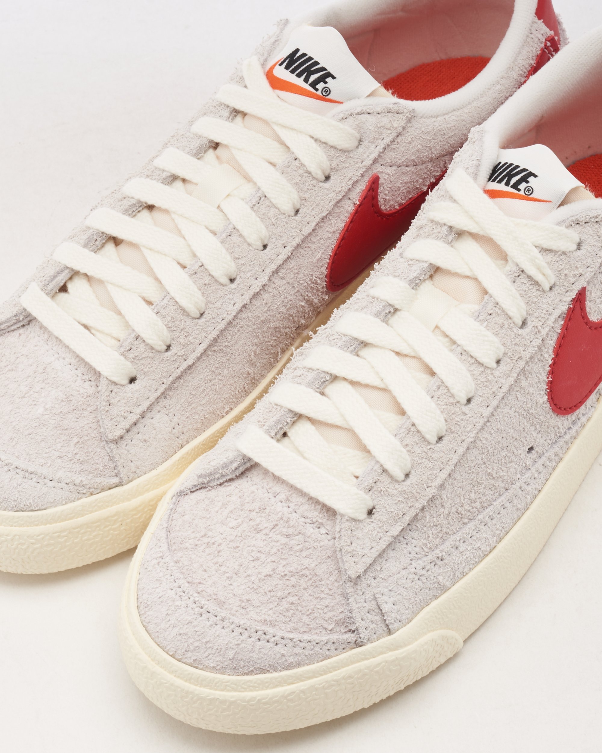 Nike Women's Blazer Low '77 Vintage Gray FQ8060-100