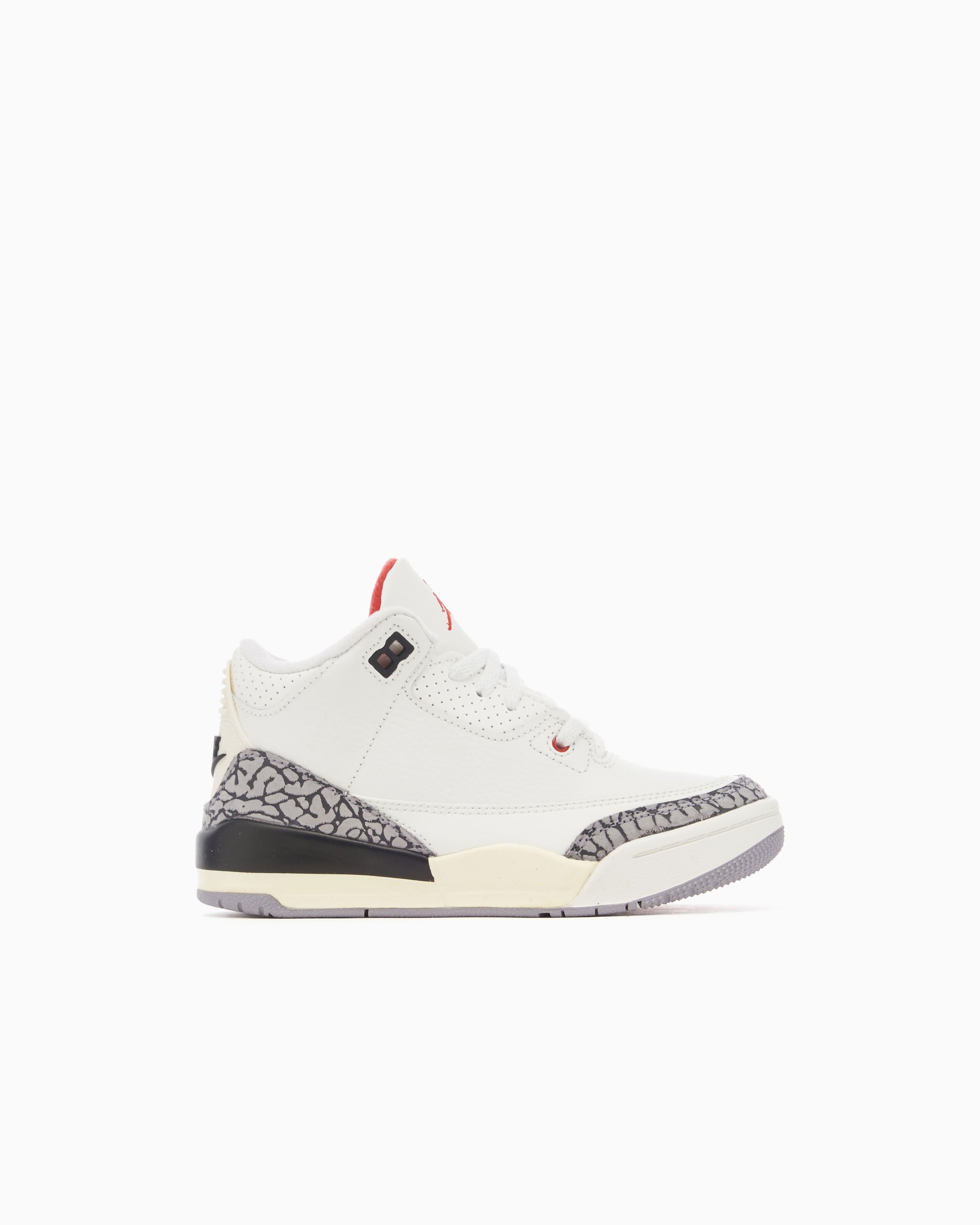 Air Jordan 3 Retro White Cement Reimagined PS Wit DM0966 100 FOOTDISTRICT