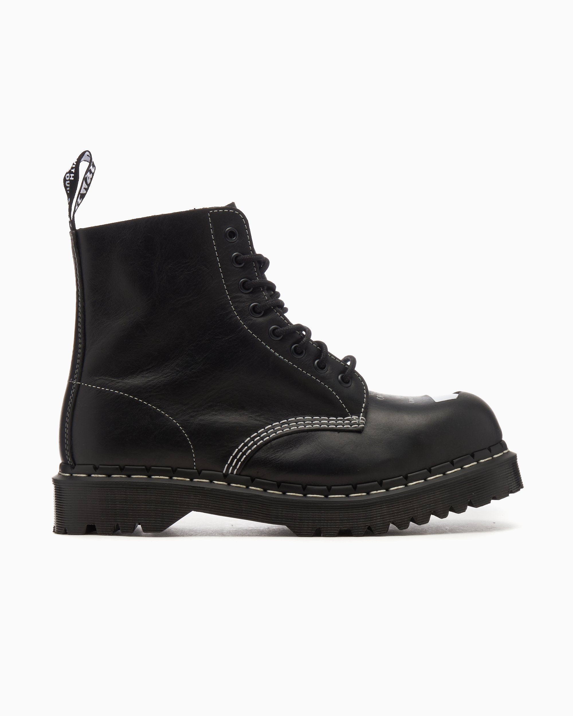 Dr martens outlet 460 horarios