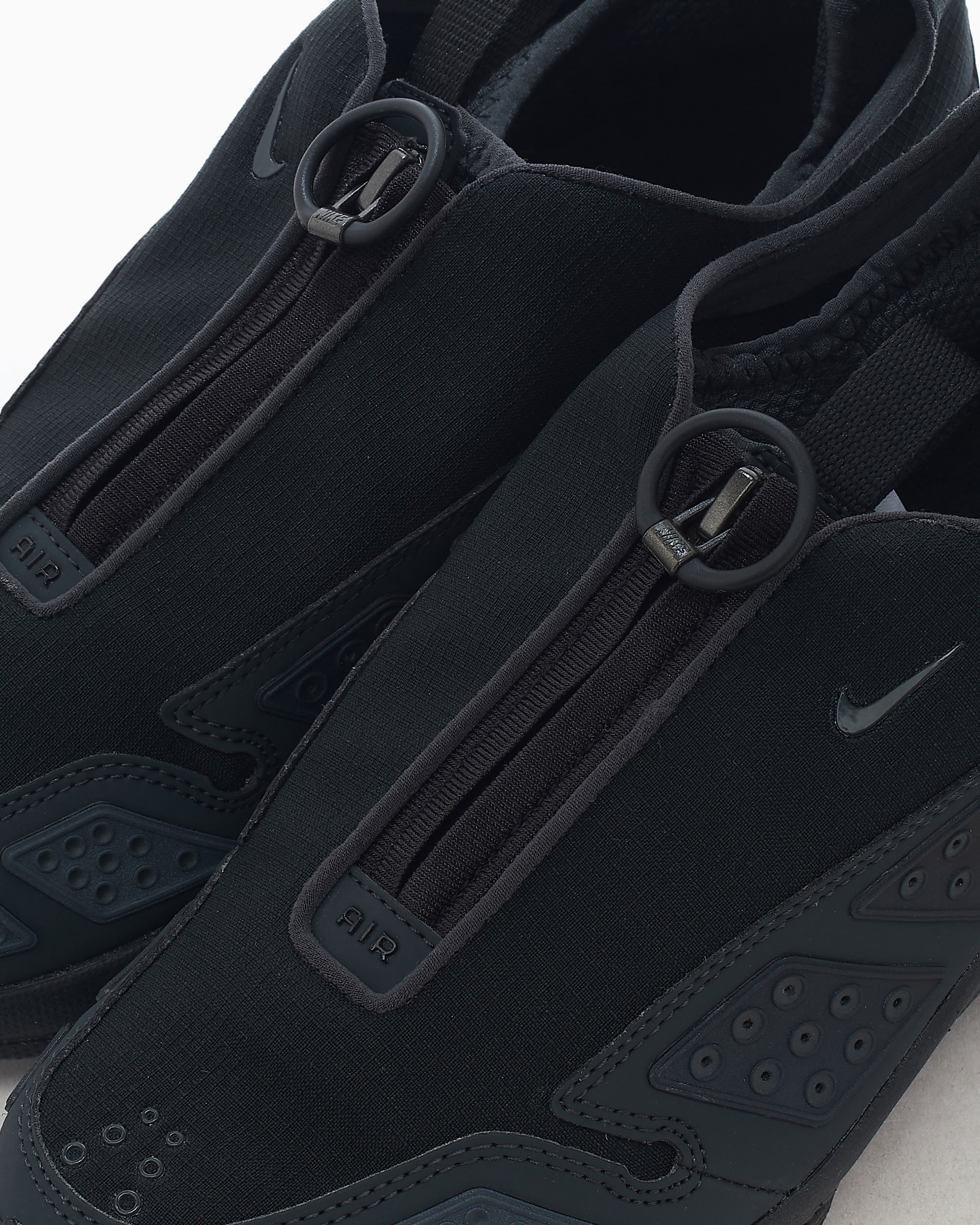 Nike Women's Air Max SNDR Gore-Tex® 