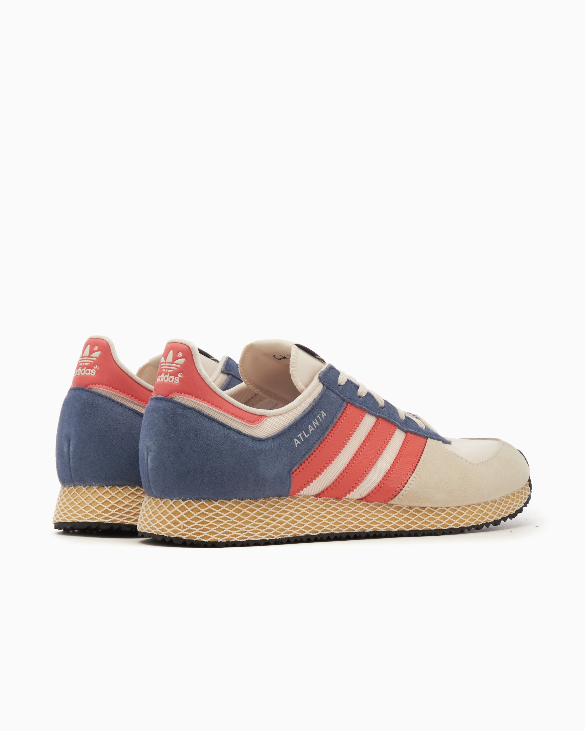 adidas Originals Women s Atlanta Bunt IE2943 FOOTDISTRICT