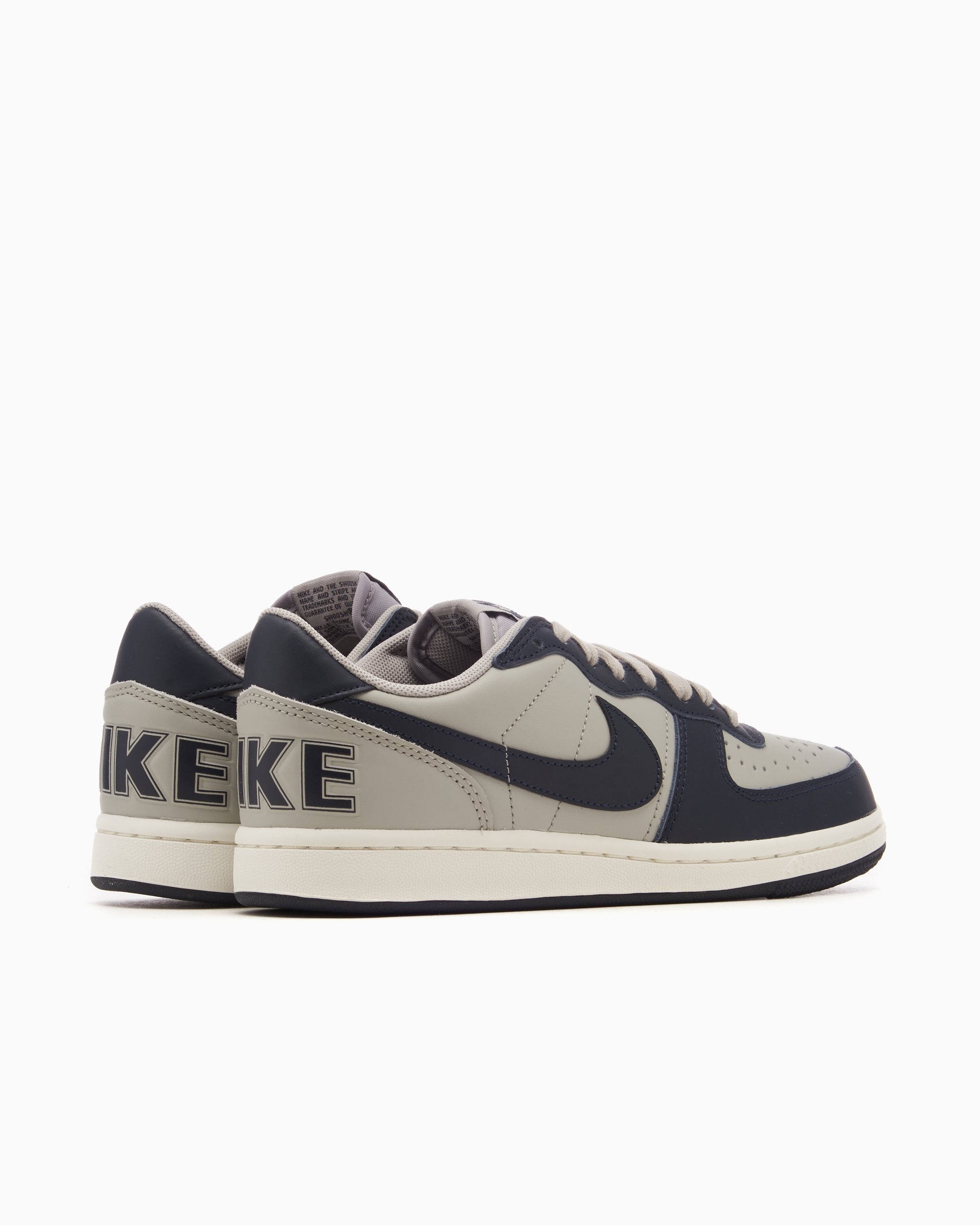 商品画像：The Nike Terminator Low Georgetown Releases August 24 2