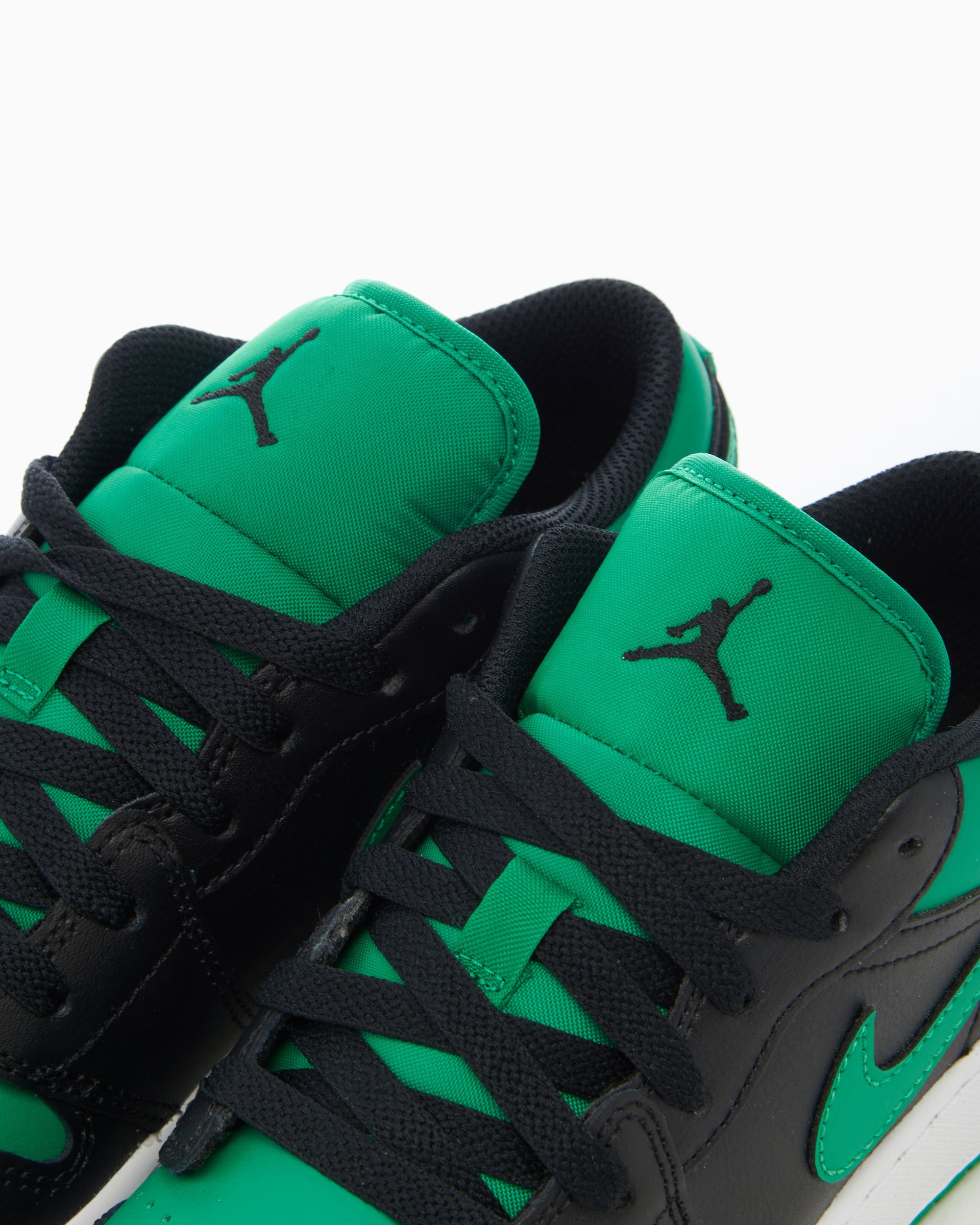 Air Jordan 1 Low Lucky Green GS Grun 553560 065 FOOTDISTRICT