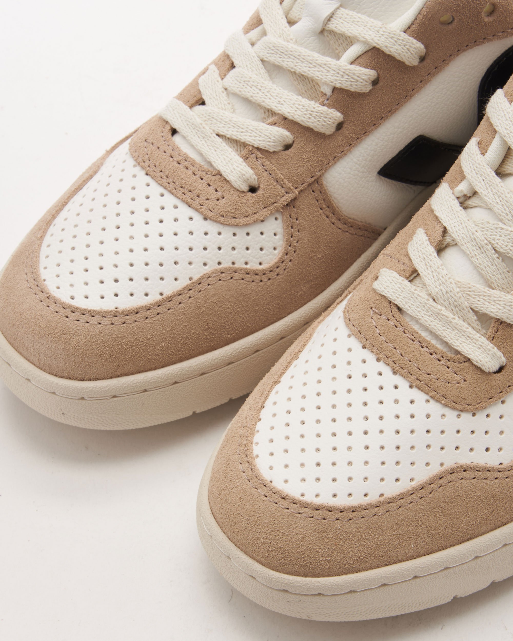 Veja beige top