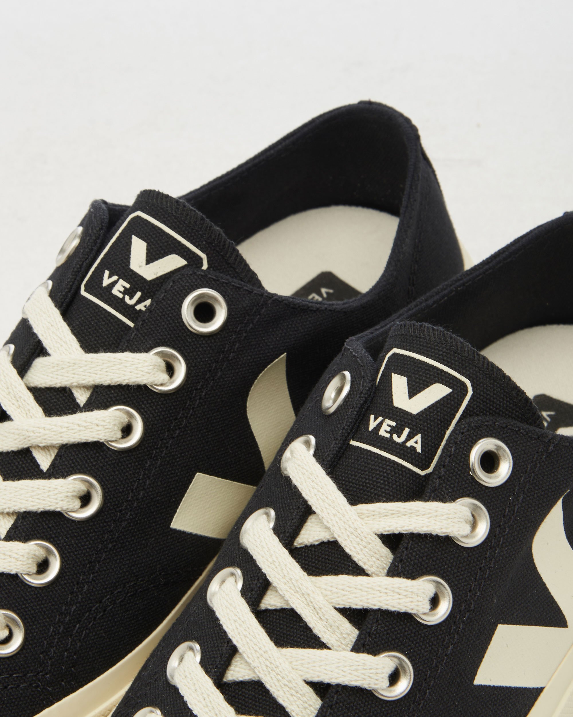 Veja wata canvas deals