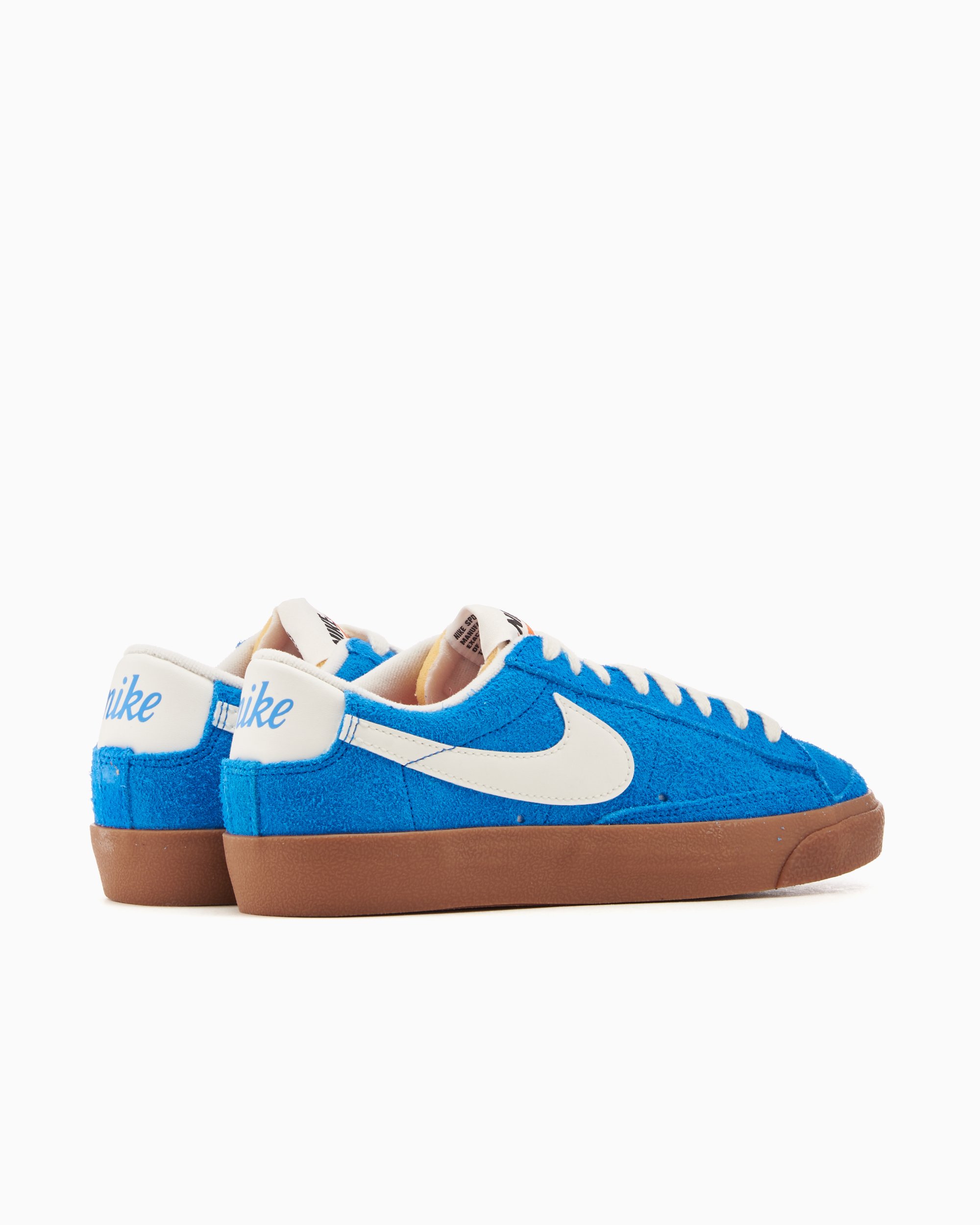 Nike Women s Blazer Low 77 Vintage Blu FQ8060 400 FOOTDISTRICT