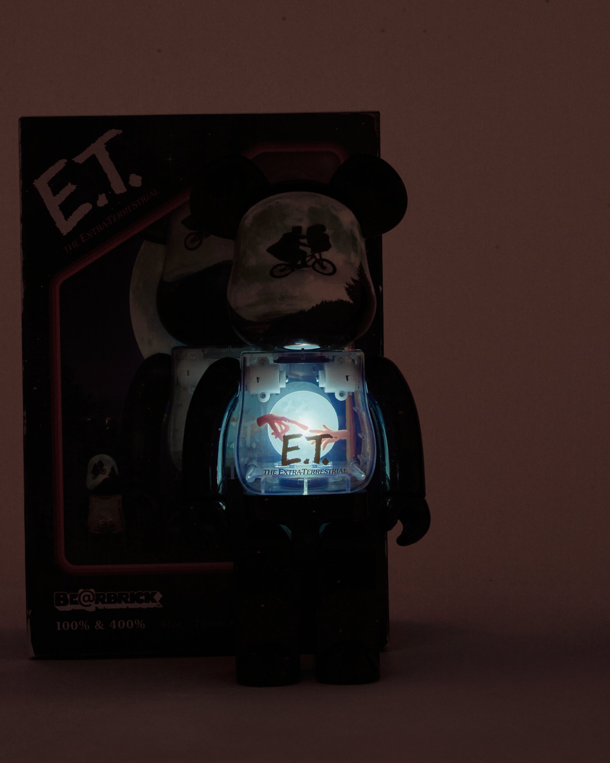Medicom Toy E.T. Light Up 100%+400% Black 14ET-ASS| FOOTDISTRICT