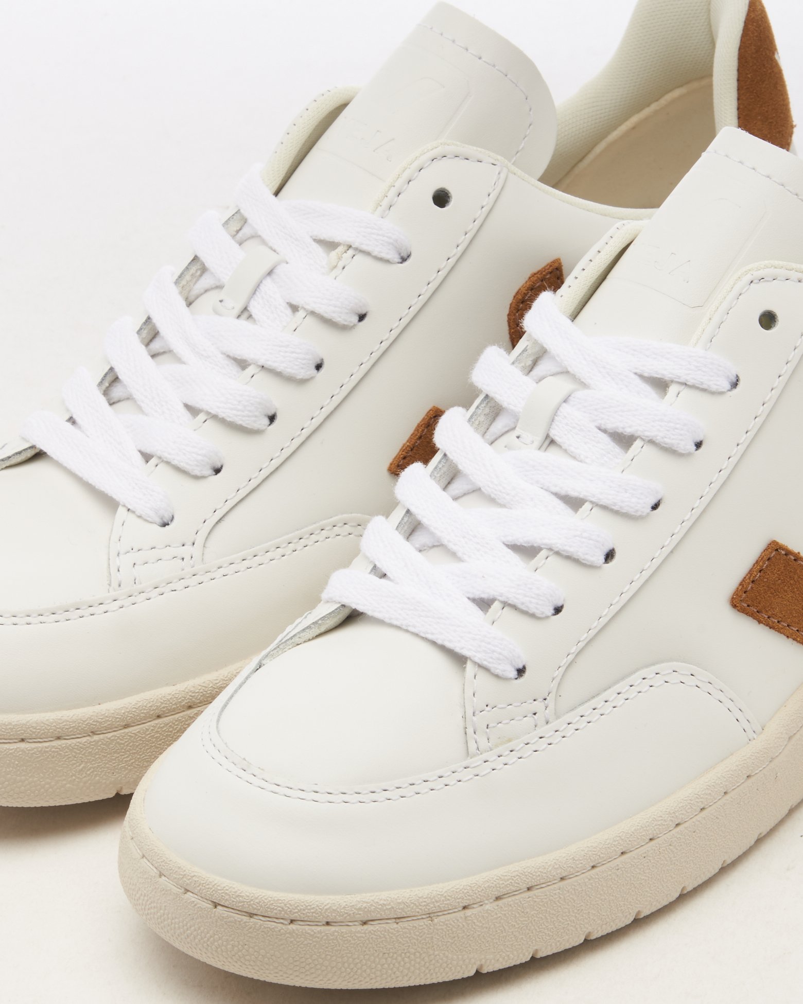 Veja v12 desert 2025