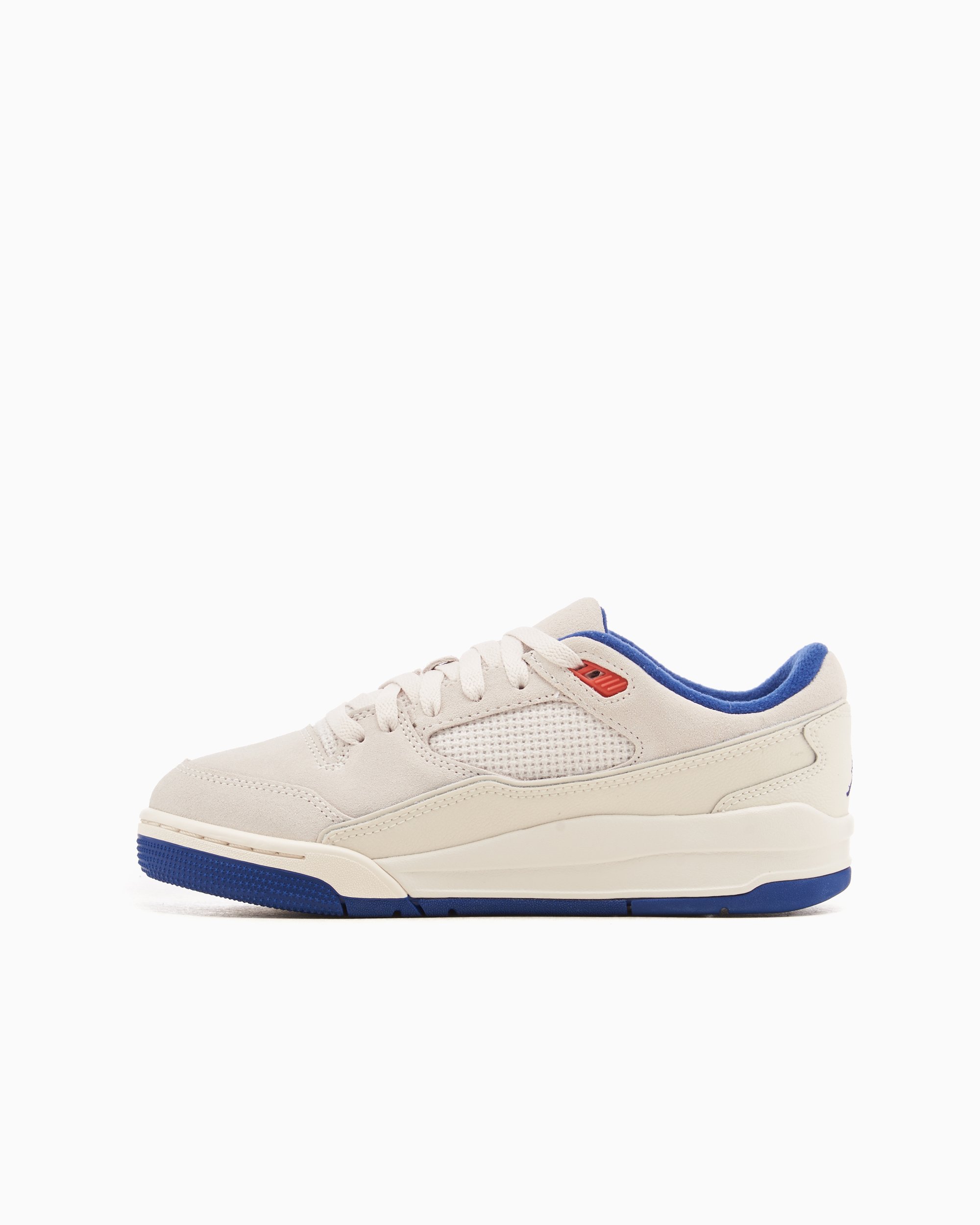 Jordan Flight Court (GS) White HF3333-005 | FOOTDISTRICT