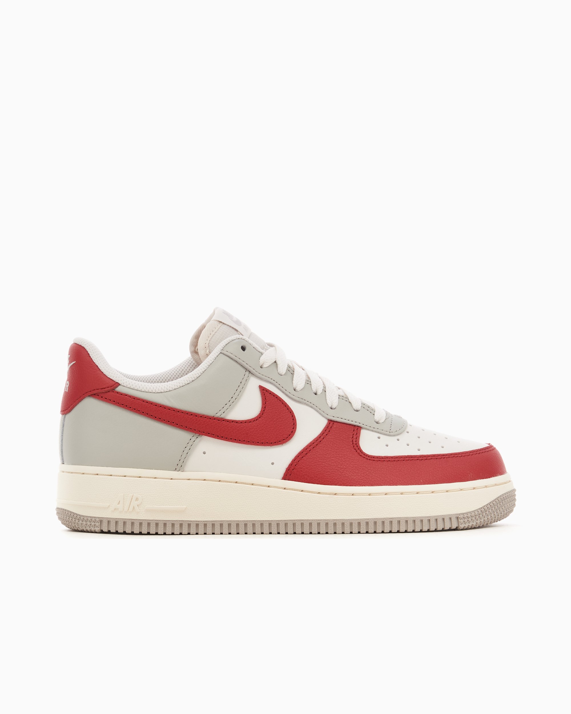 Nike air force 1 07 high white red discount