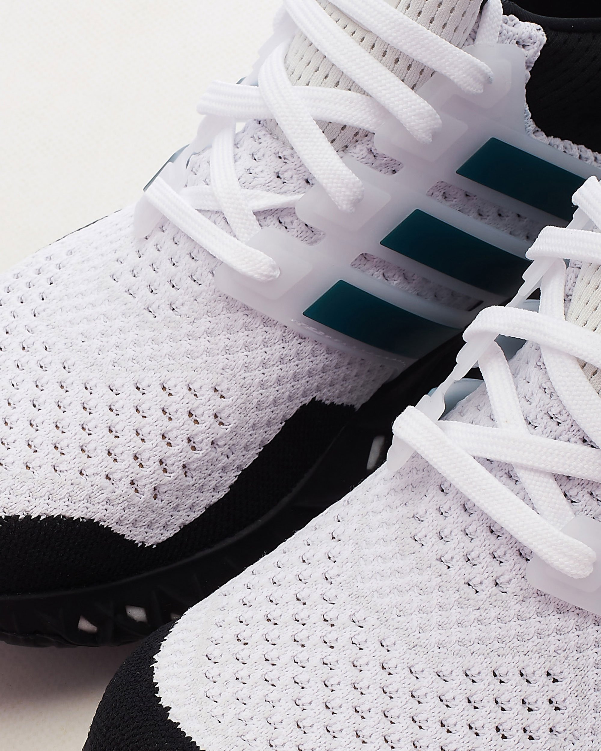 Men's ultraboost shoes orchid tint online  cloud white  core black