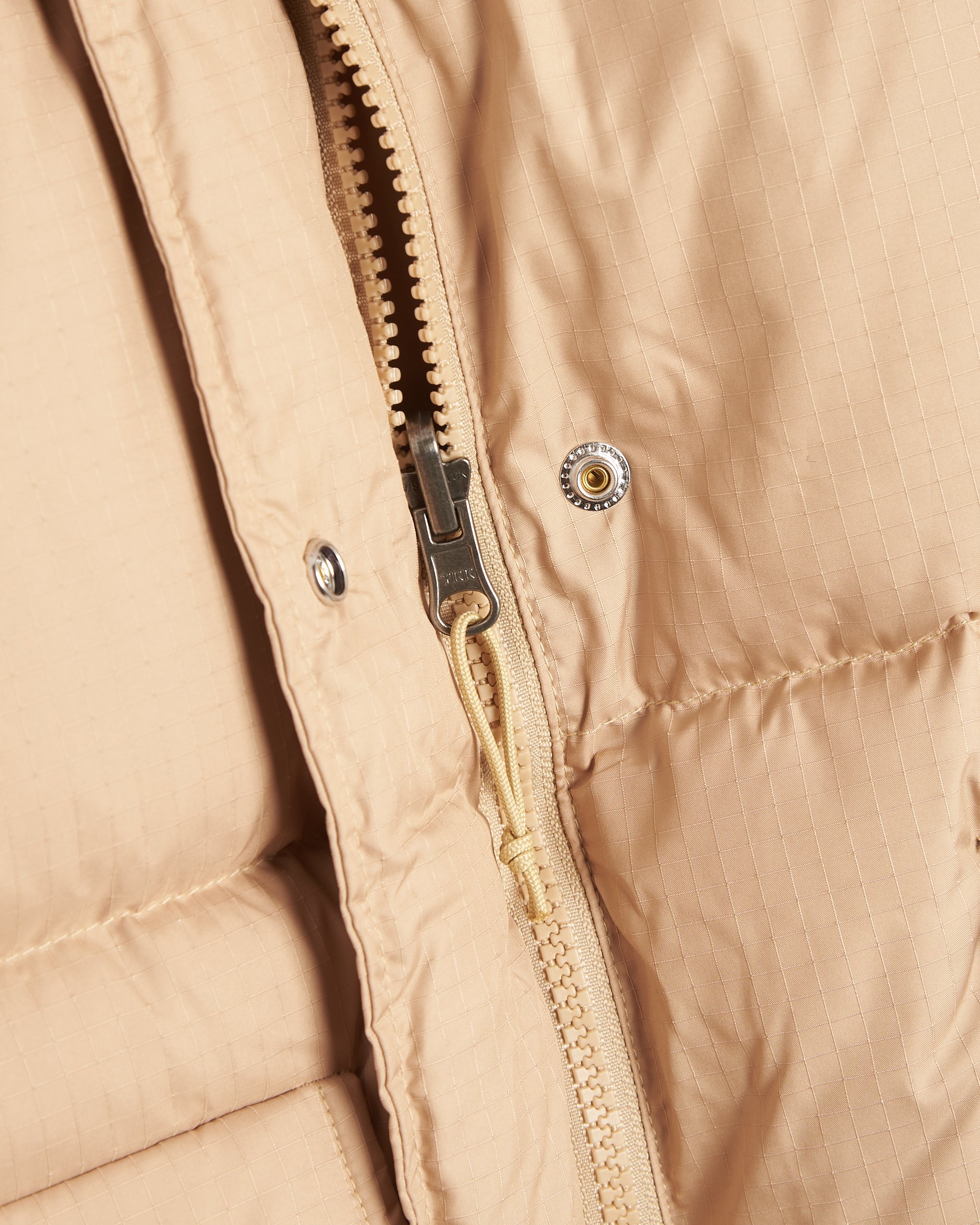 The North Face Sierra '71 Women's Hooded Puffer Jacket Beige The North Face Sierra '71 Women's Hooded Puffer Jacket Beige