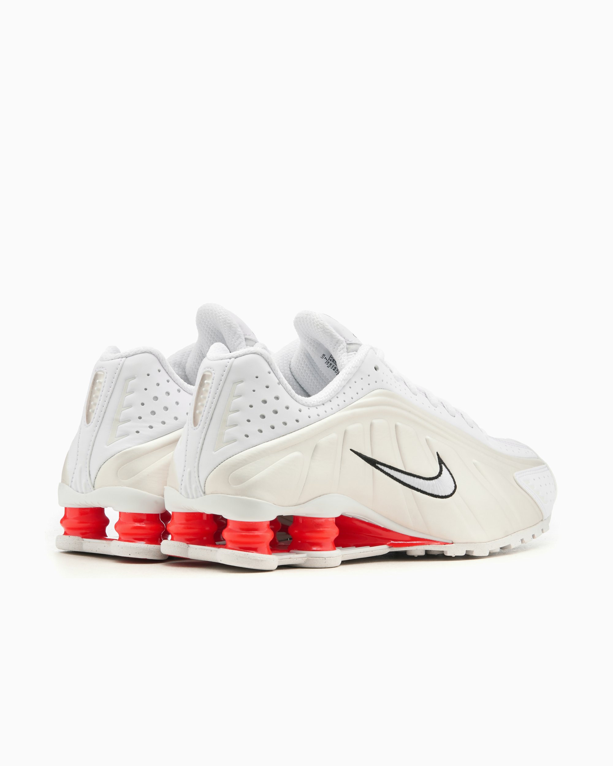 Nike Women's Shox R4 White AR3565-103 | FOOTDISTRICT