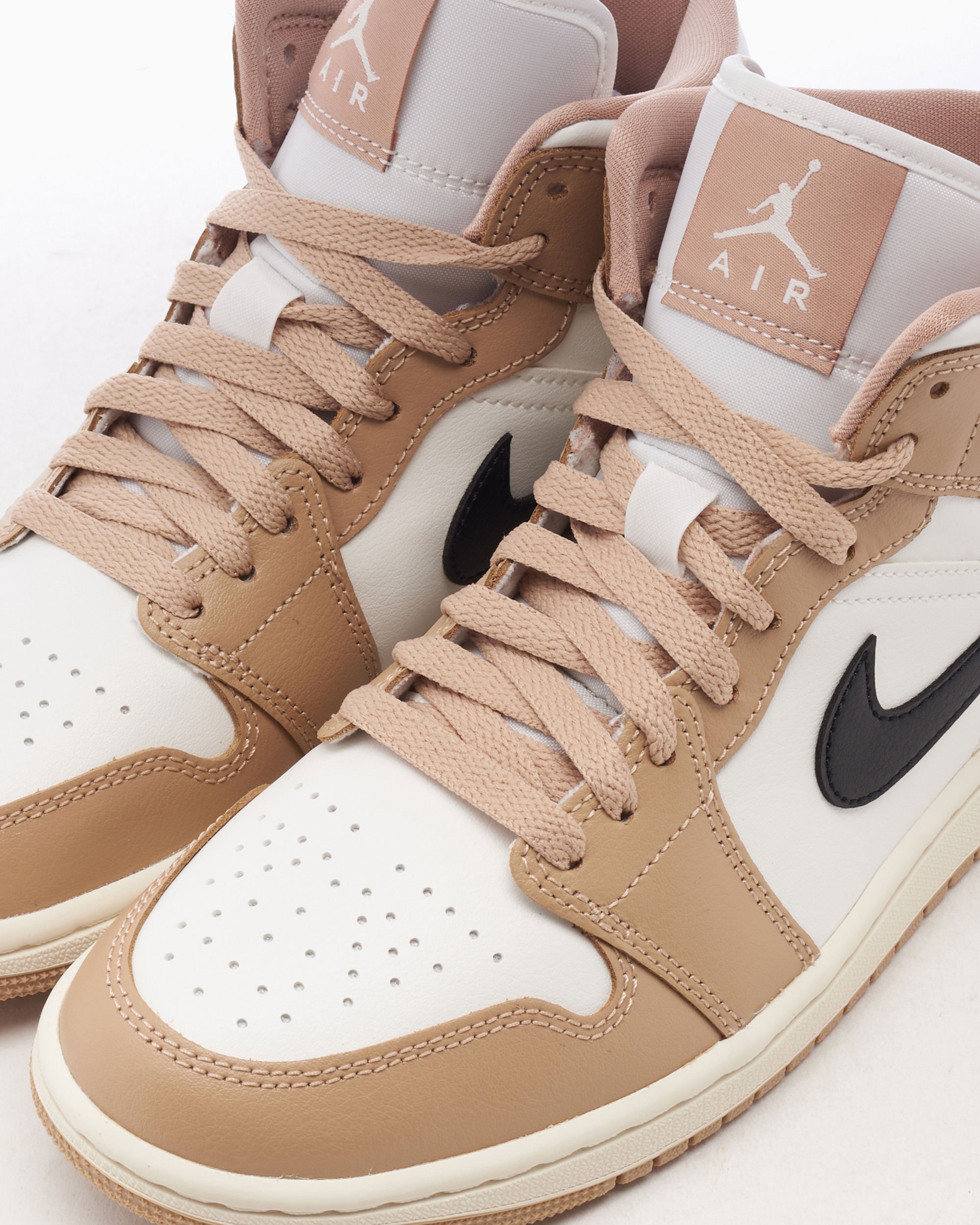 Jordan air hotsell mid 1 mujer