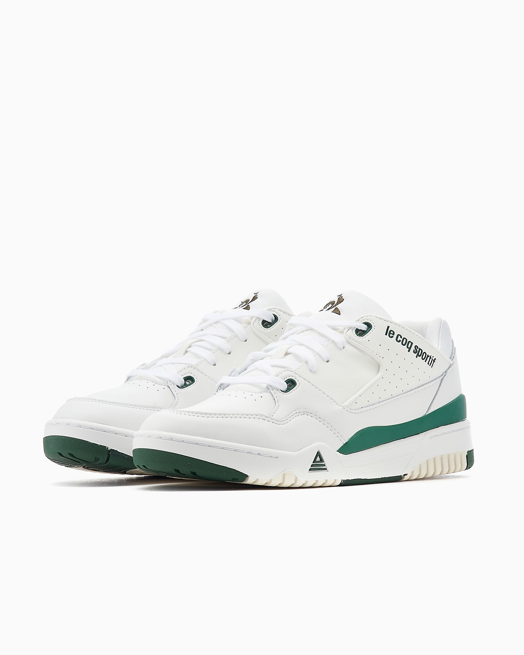 Le coq sportif o new balance 2025