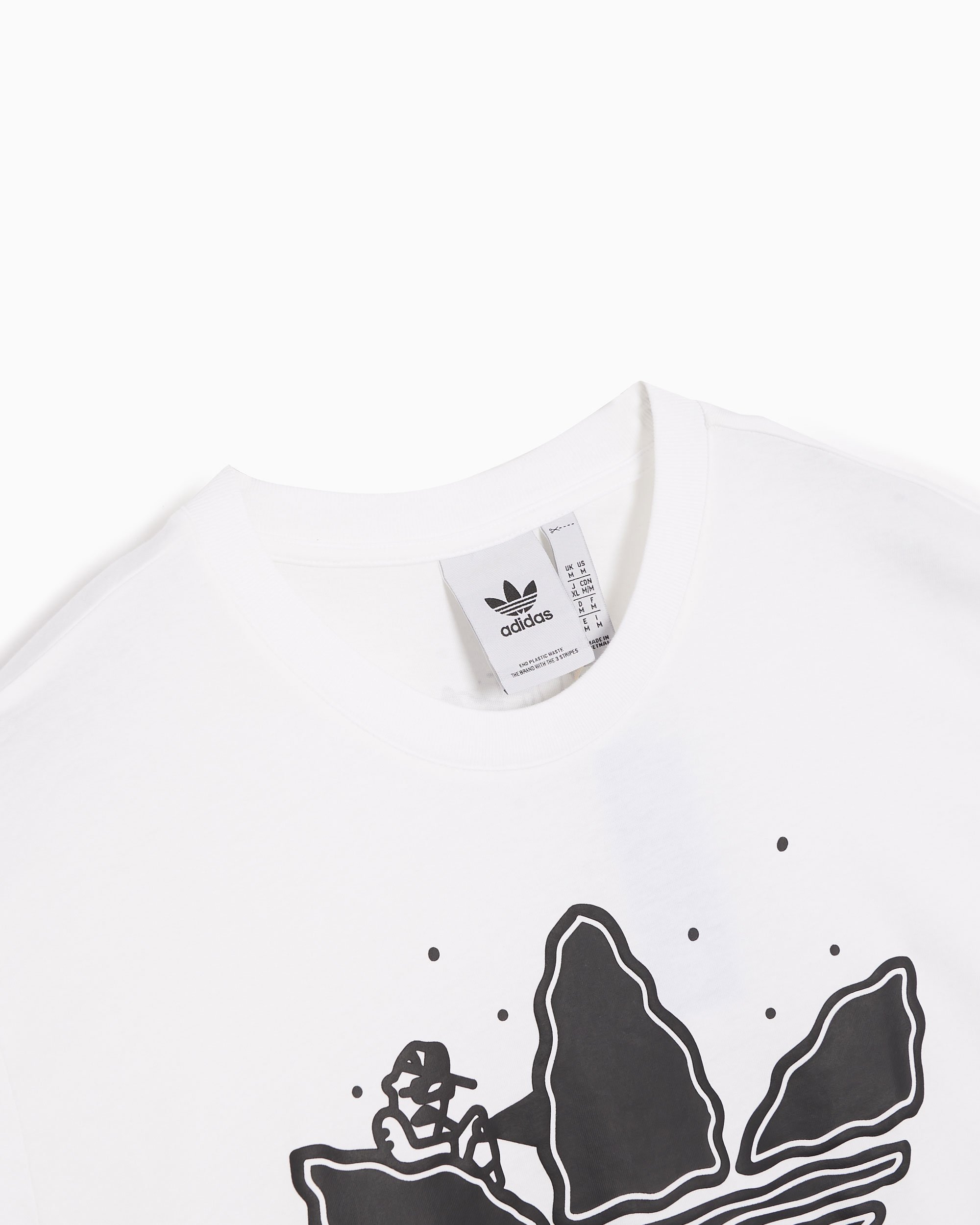 Online at Originals Buy Elite FOOTDISTRICT Hack T-Shirt the adidas IC5738| White Men\'s Graphics