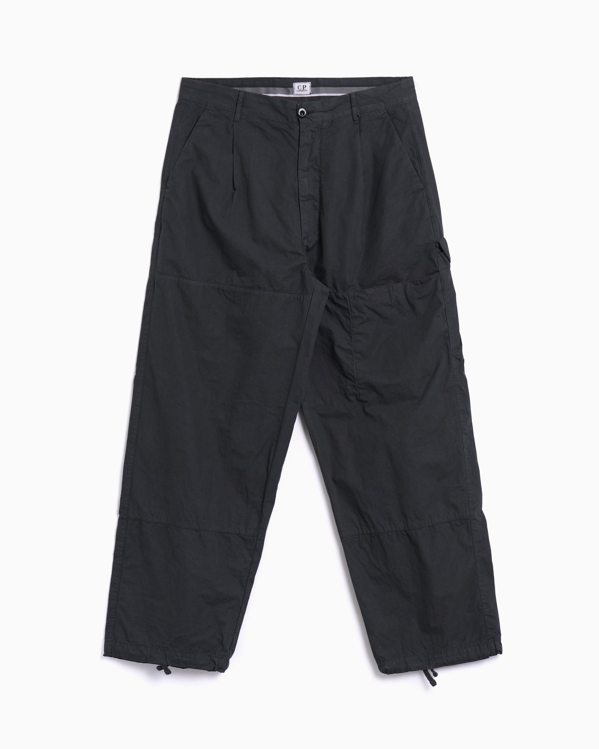 美品C.P.COMPANY CARGO PANTSアジャスター　ジップ　黒　XL 美品C.P.COMPANY CARGO PANTSアジャスター ジップ 黒 XL - メルカリ